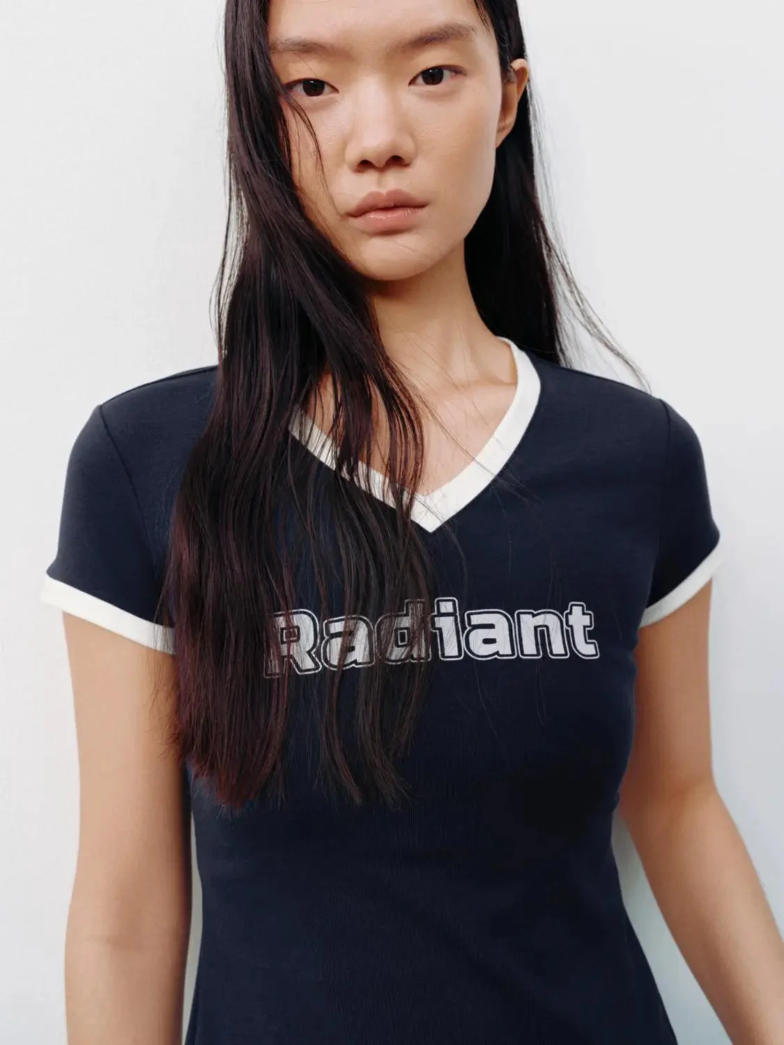 19552-radiant-cotton-lyocell-blend-contrast-trim-v-neck-t-shirt-11.webp Radiant Cotton Lyocell Blend Contrast Trim V-Neck T-Shirt
