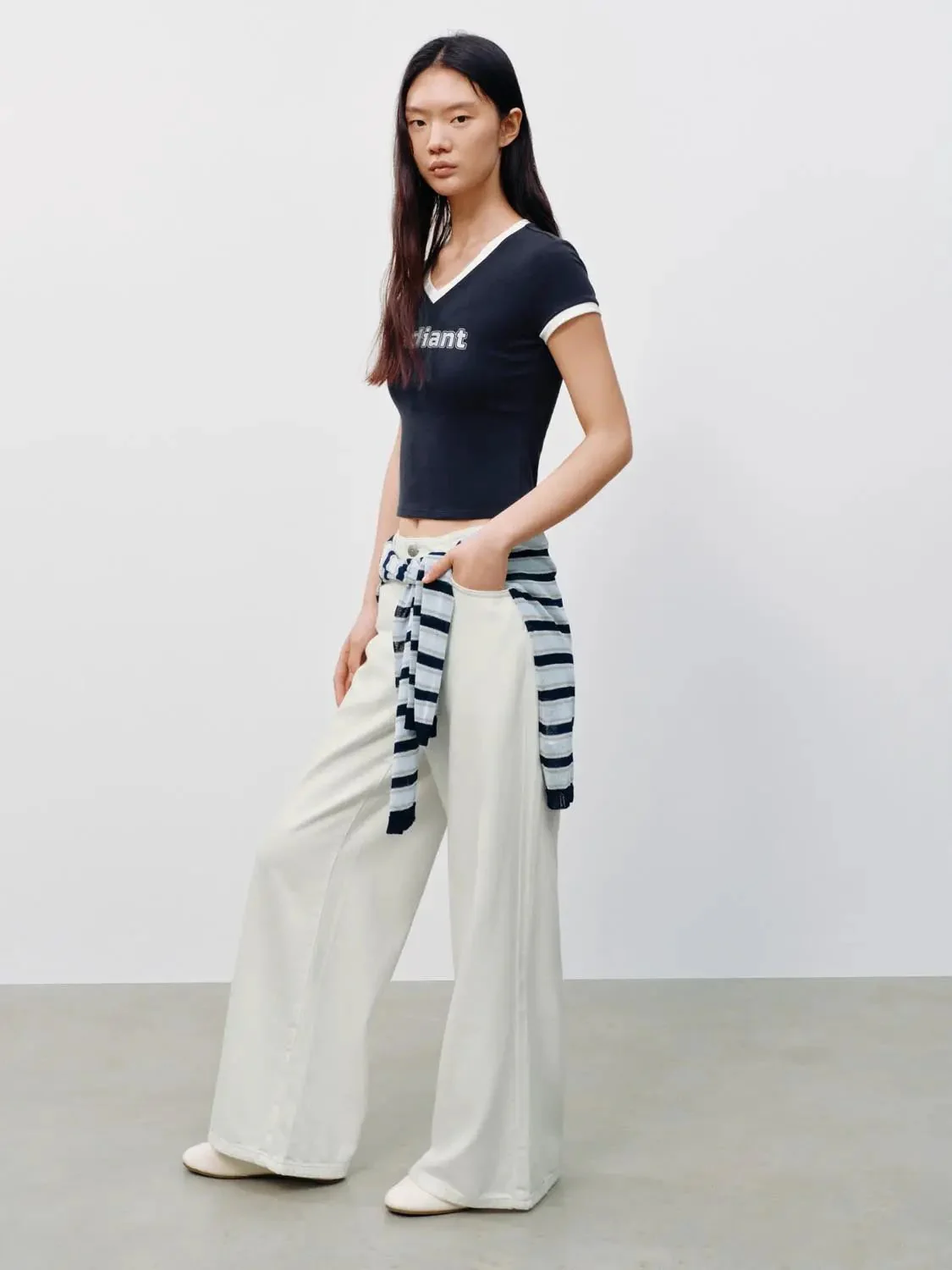 19552-radiant-cotton-lyocell-blend-contrast-trim-v-neck-t-shirt-12.webp Radiant Cotton Lyocell Blend Contrast Trim V-Neck T-Shirt