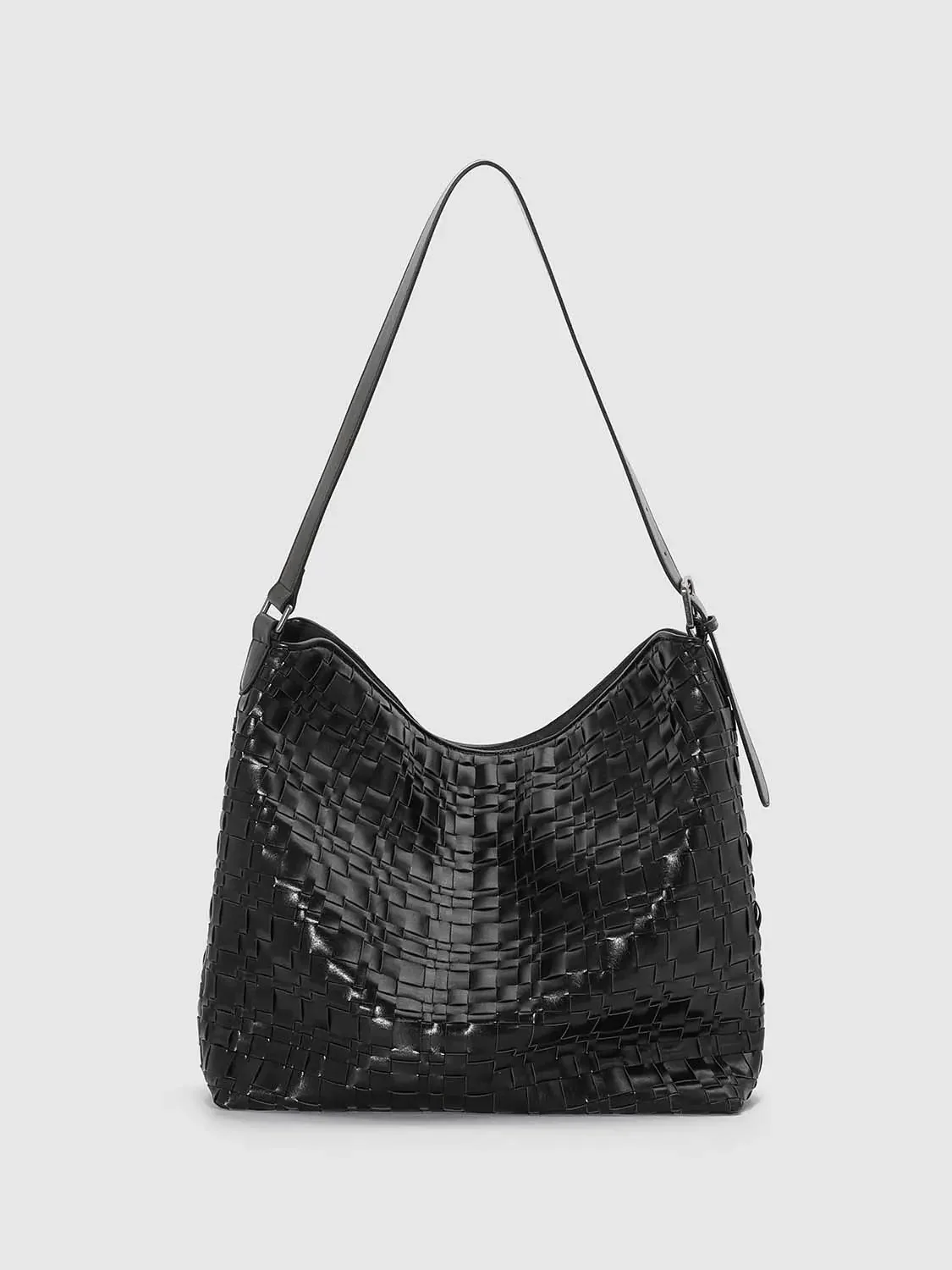 19608-faux-leather-woven-shoulder-bags-10.webp Faux Leather Woven Shoulder Bags