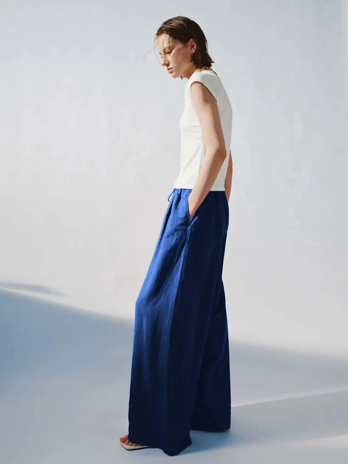 19677-drawstring-pull-on-wide-leg-jeans-5.webp Drawstring Pull On Wide Leg Jeans