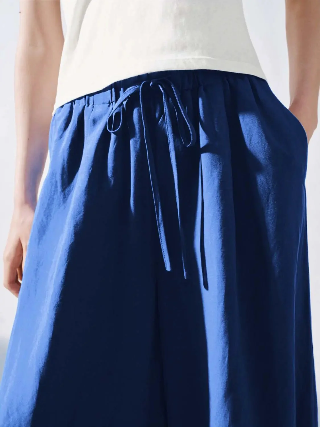19677-drawstring-pull-on-wide-leg-jeans-7.webp Drawstring Pull On Wide Leg Jeans
