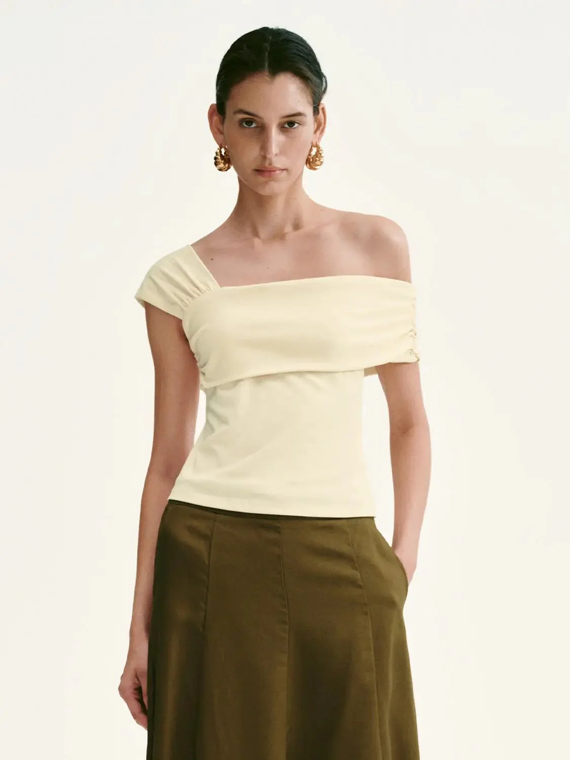 19697-asymmetric-one-shoulder-cotton-skinny-fit-t-shirts-1.webp Asymmetric One Shoulder Cotton Skinny Fit T Shirts