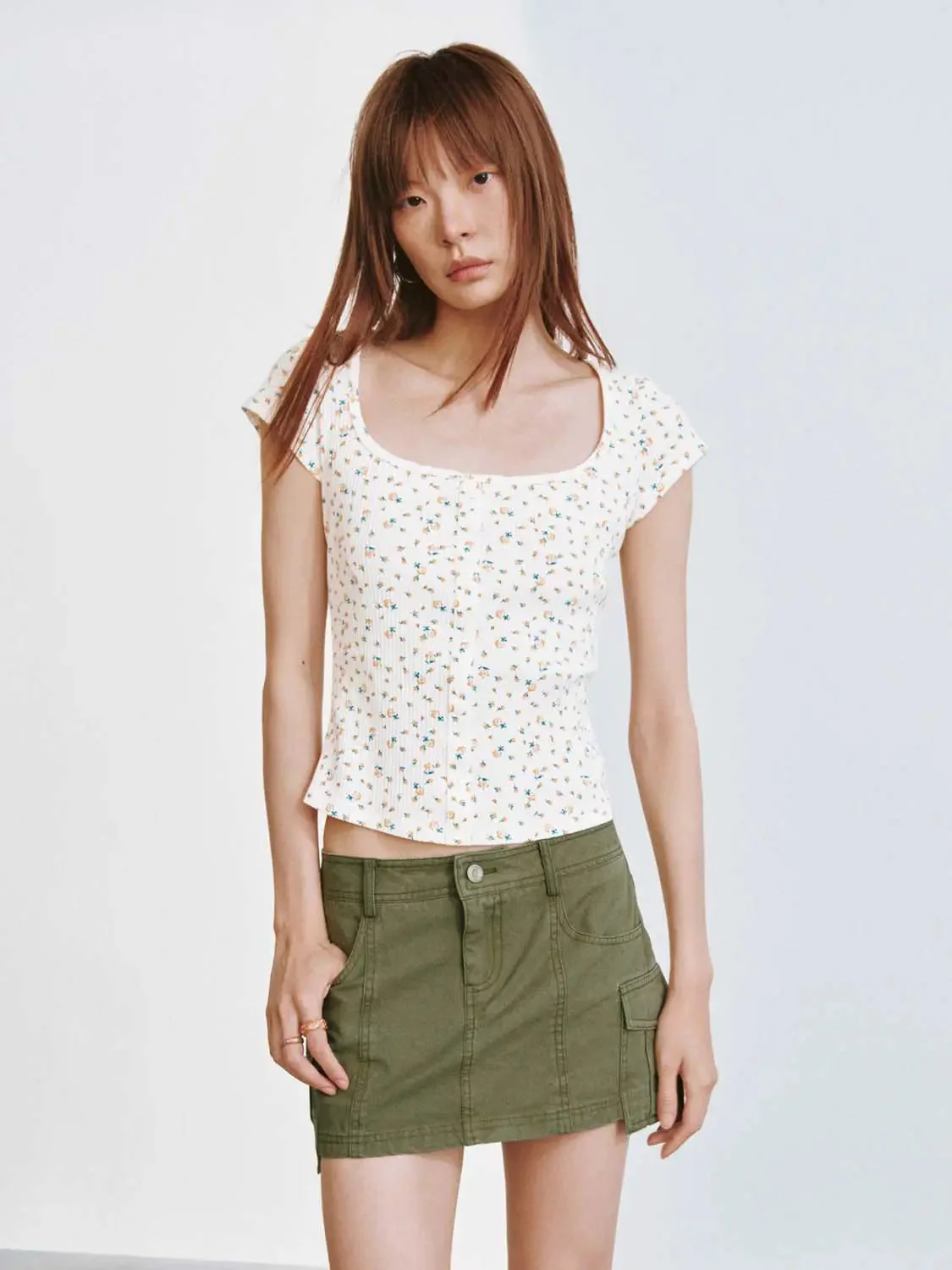 19707-cotton-blend-square-neck-skinny-fit-t-shirts-9.webp Cotton Blend Square Neck Skinny Fit T Shirts
