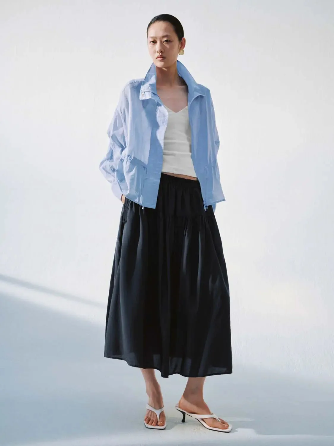 19731-turtleneck-pleat-detail-drawstring-jackets-4.webp Turtleneck Pleat Detail Drawstring Jackets