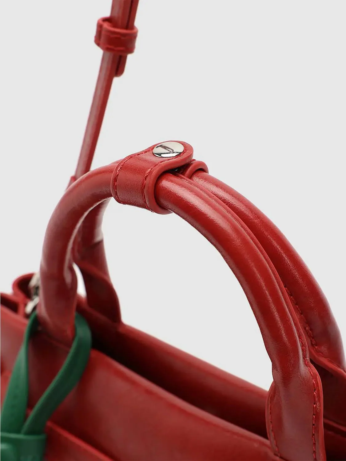 19782-faux-leather-handle-shoulder-bags-13.webp Faux Leather Handle Shoulder Bags