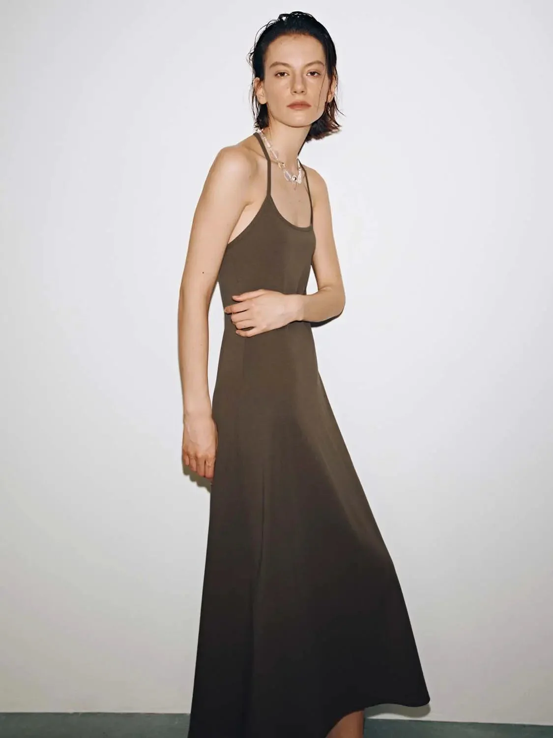 19833-lightweight-cotton-blend-strappy-maxi-dresses-2.webp Lightweight Cotton Blend Strappy Maxi Dresses