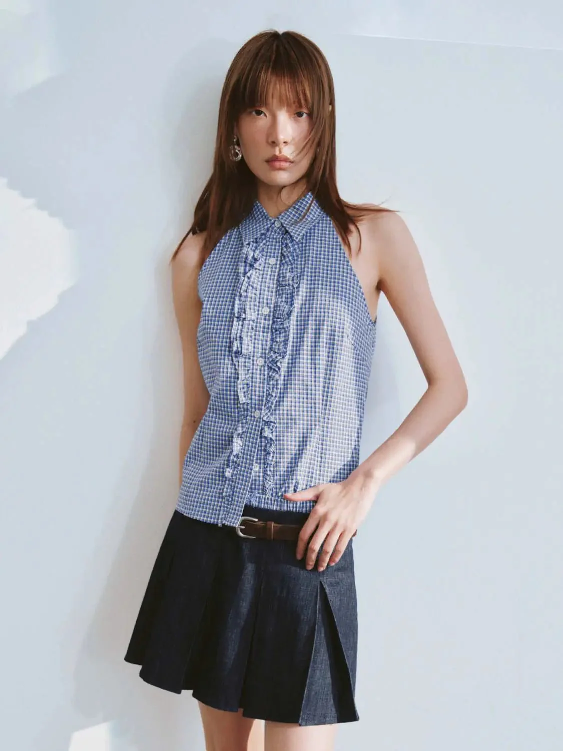 19846-ruffle-detail-contrast-striped-sleeveless-shirts-1.webp Ruffle Detail Contrast Striped Sleeveless Shirts