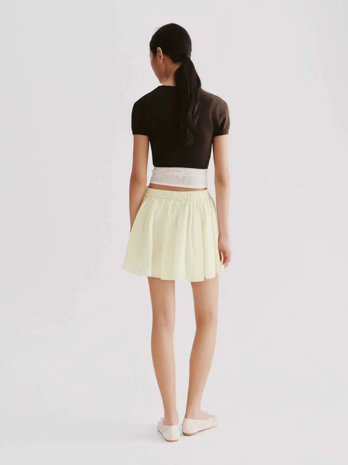 19865-string-detail-pull-on-mini-skirts-4.webp String Detail Pull On Mini Skirts