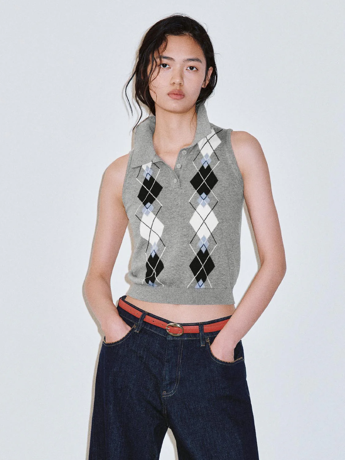 19893-polo-neck-sleeveless-check-detail-knitted-t-shirts-17.webp Polo Neck Sleeveless Check Detail Knitted T-Shirts