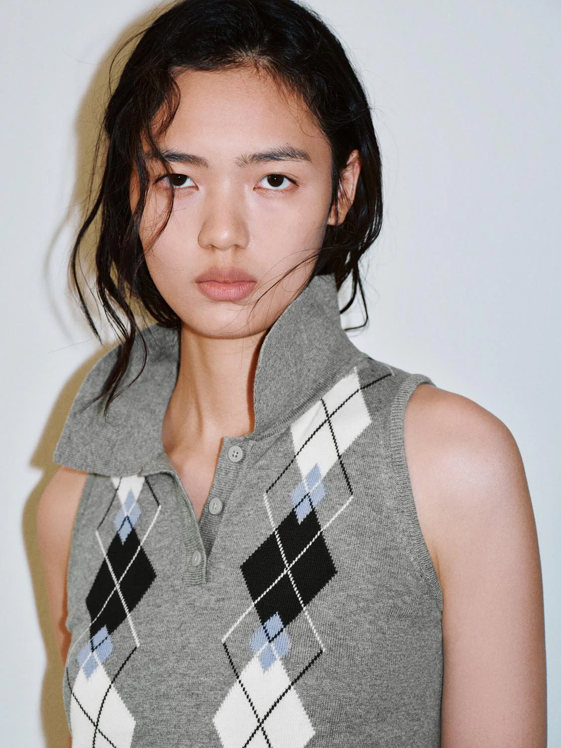 19893-polo-neck-sleeveless-check-detail-knitted-t-shirts-3.webp Polo Neck Sleeveless Check Detail Knitted T-Shirts