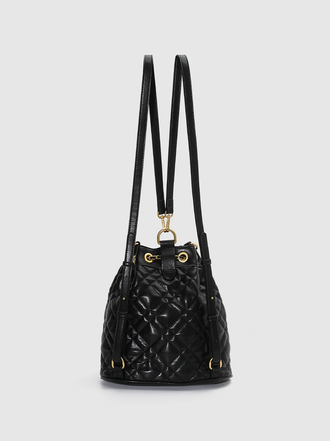 19915-faux-leather-quilted-diamond-drawstring-backpacks-2.webp Faux Leather Quilted Diamond Drawstring Backpacks