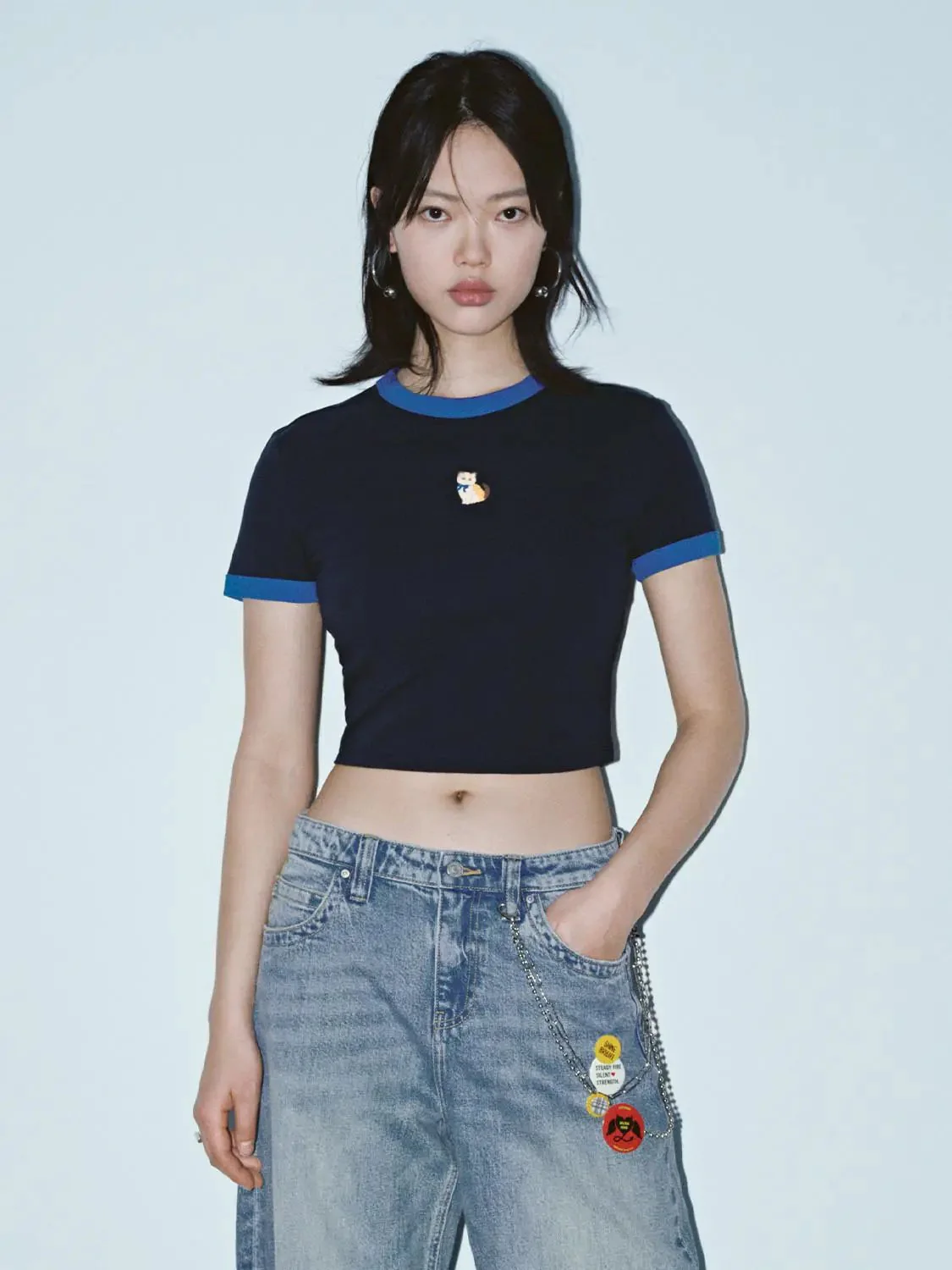 Contrast Trim Cropped Cotton Tee With Blue Trim T-Shirts
