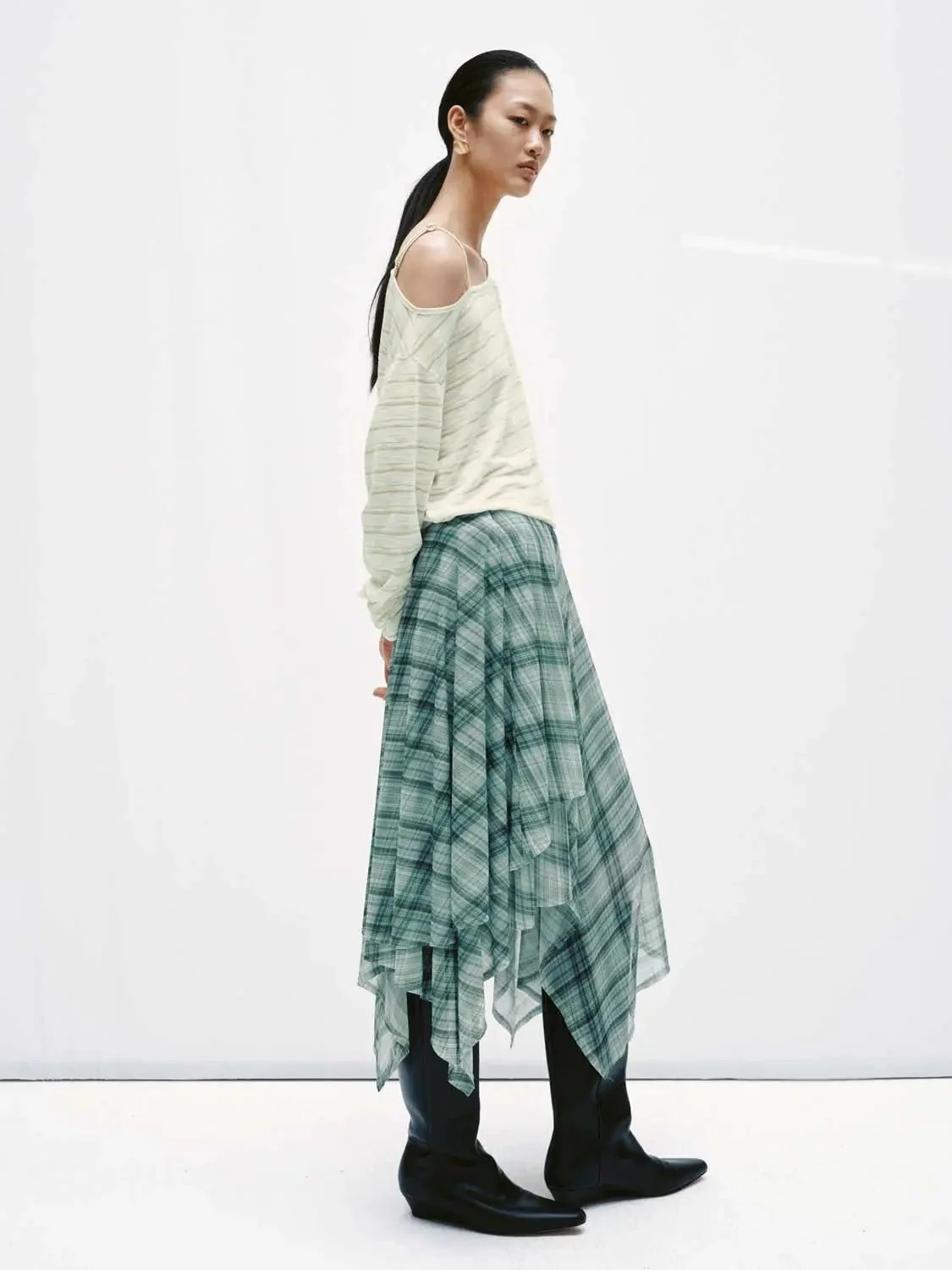 19987-asymmetric-check-stretch-fabric-a-line-midi-skirt-7.webp Asymmetric Check Stretch Fabric A Line Midi Skirt