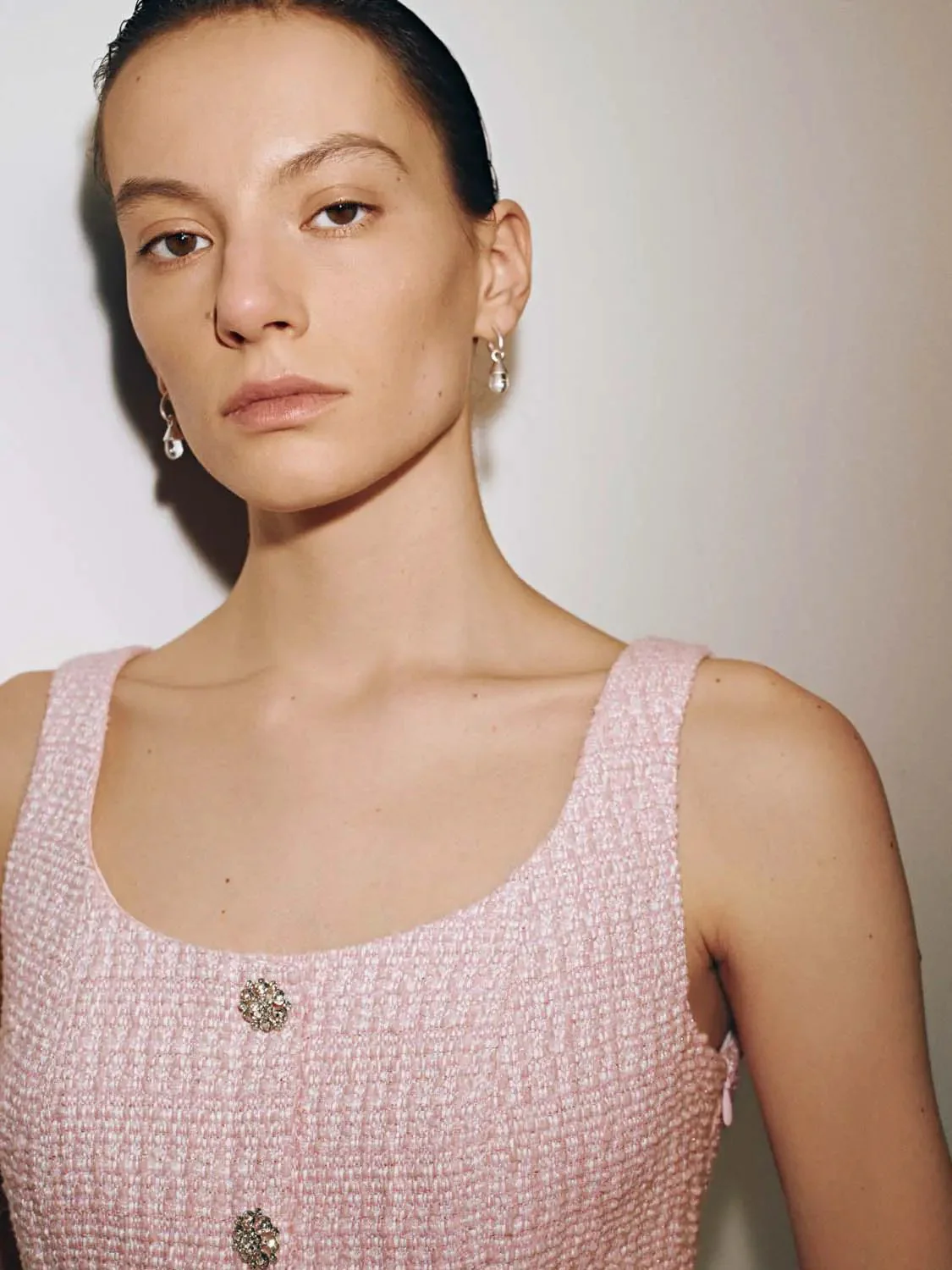 20007-button-detail-sleeveless-textured-knit-top-3.webp Button Detail Sleeveless Textured Knit Top