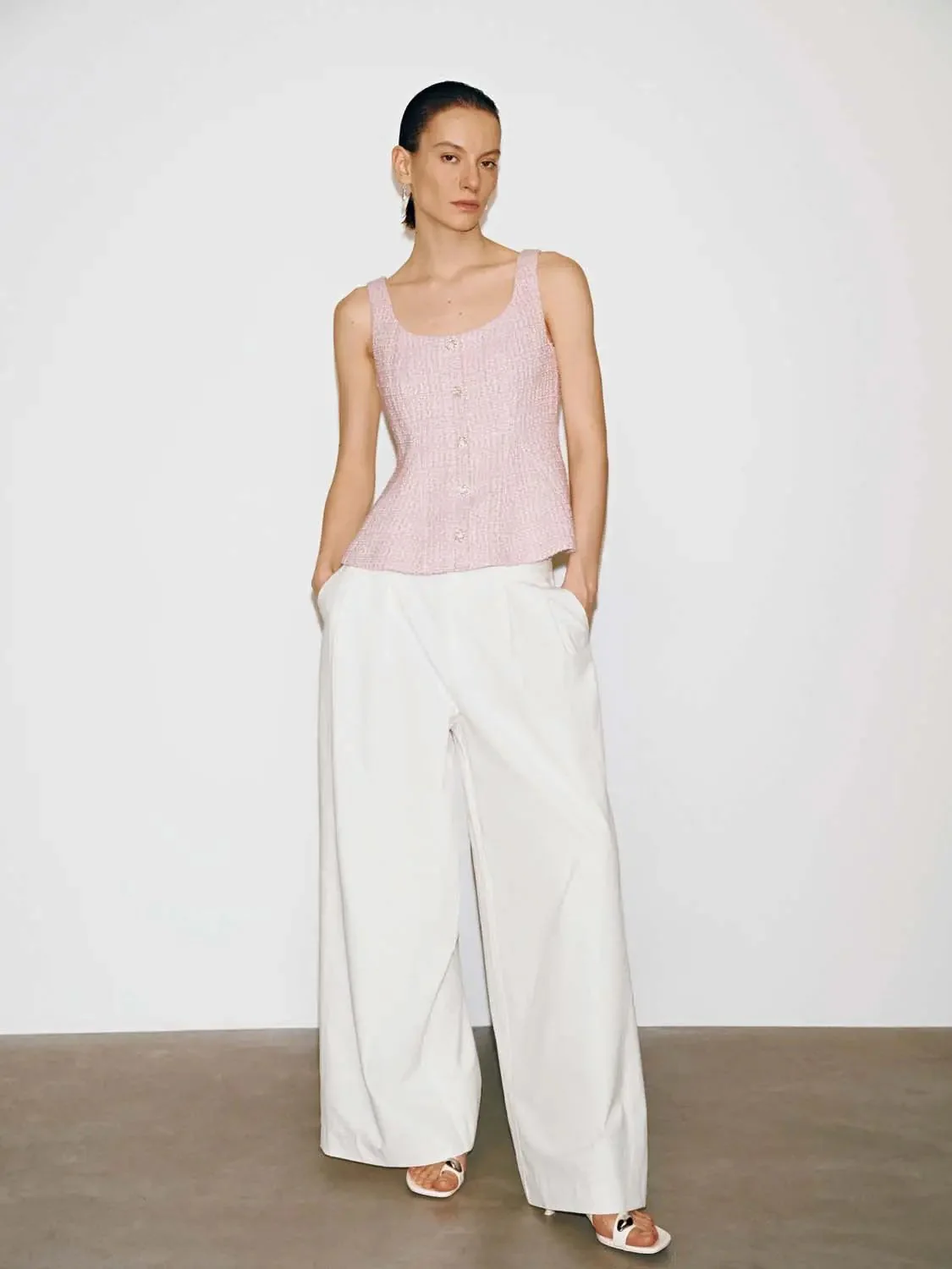20007-button-detail-sleeveless-textured-knit-top-4.webp Button Detail Sleeveless Textured Knit Top