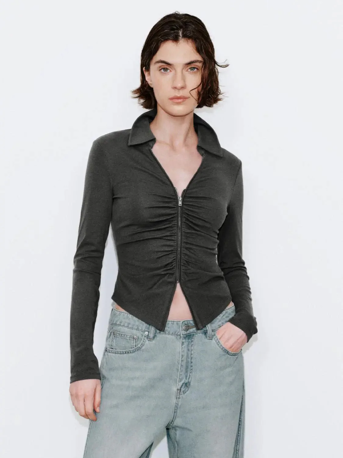 20090-shirring-detail-zip-up-skinny-fit-shirts-1.webp Shirring Detail Zip-Up Skinny-Fit Shirts