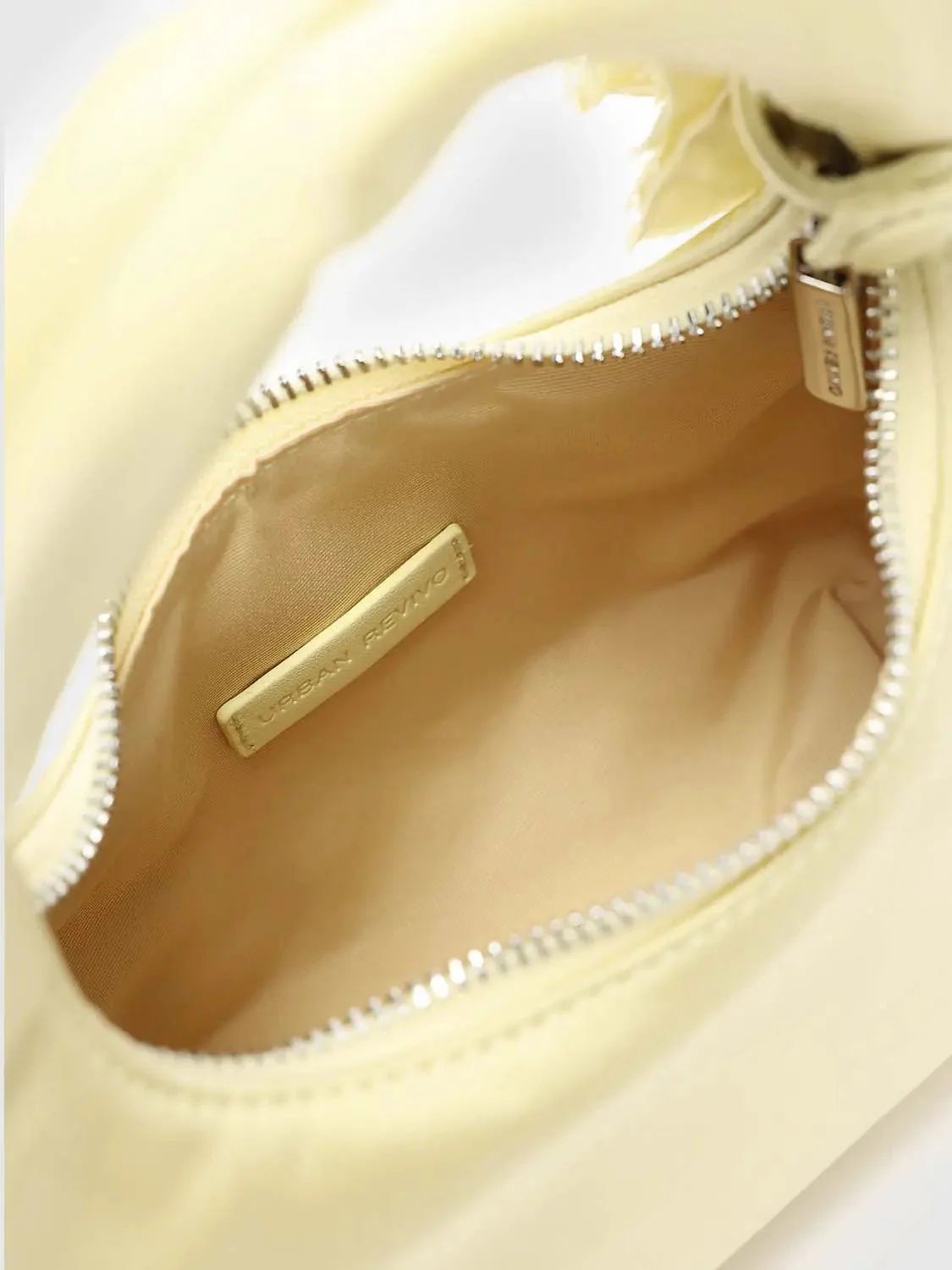 20108-floral-embellished-crescent-handbags-6.webp Floral Embellished Crescent Handbags