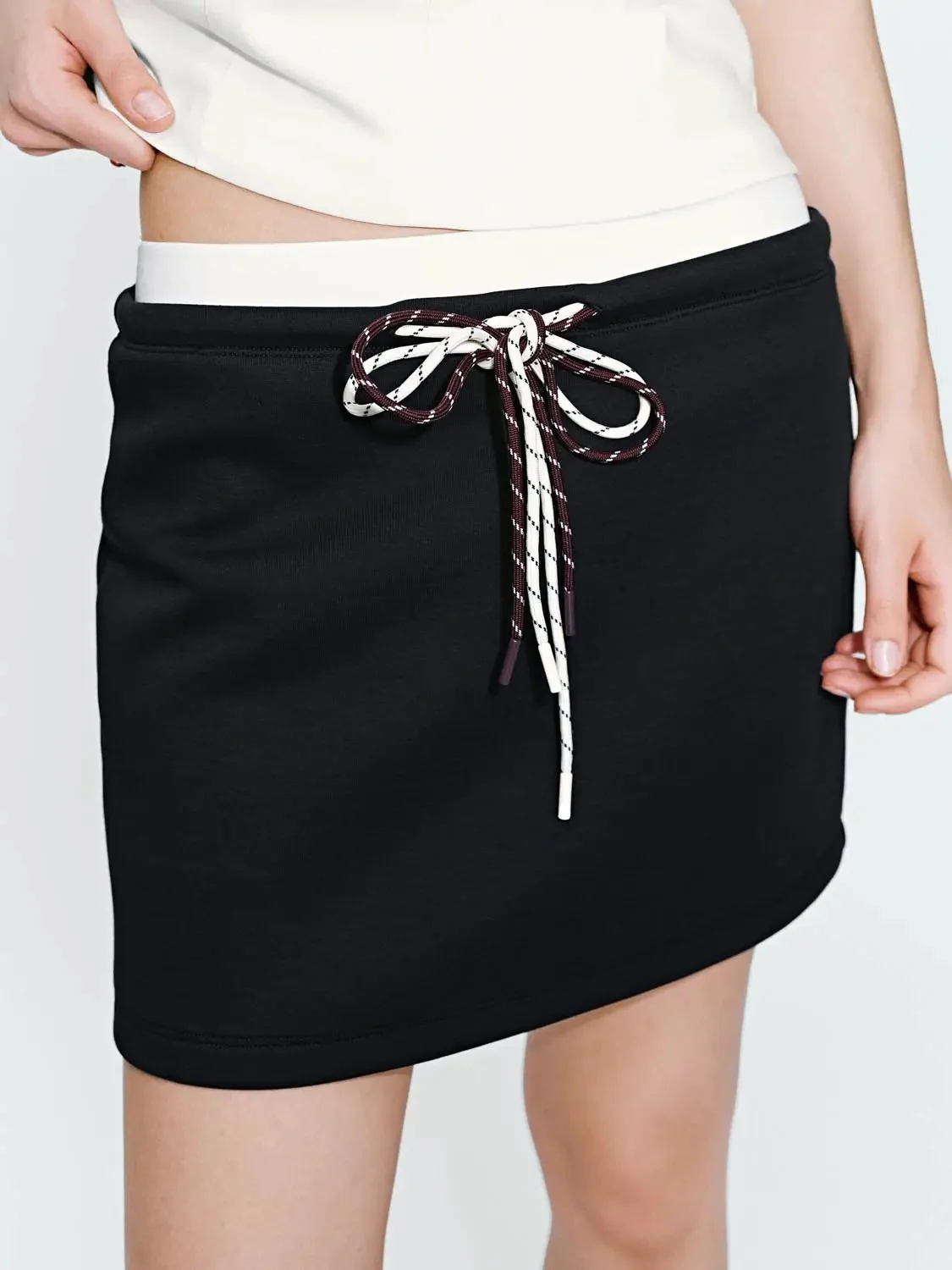 20125-drawstring-straight-mini-skirts-5.webp Drawstring Straight Mini Skirts