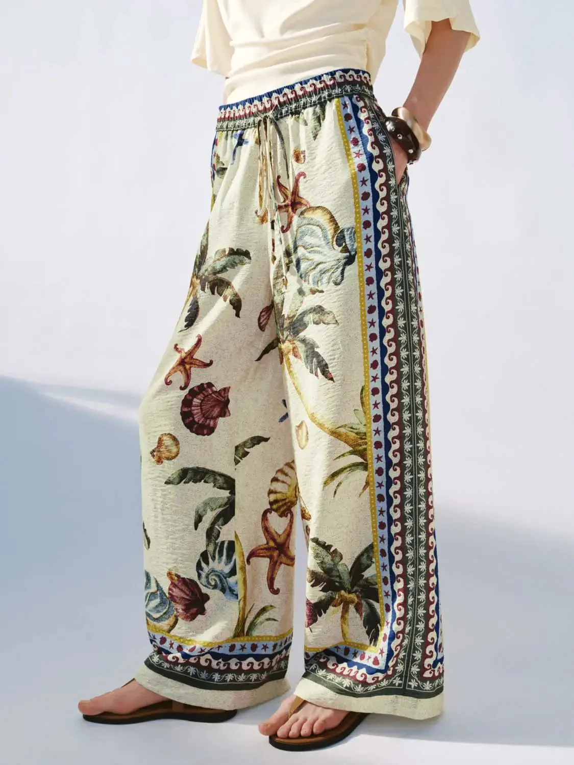 Drawstring Printed Wide Leg Pants