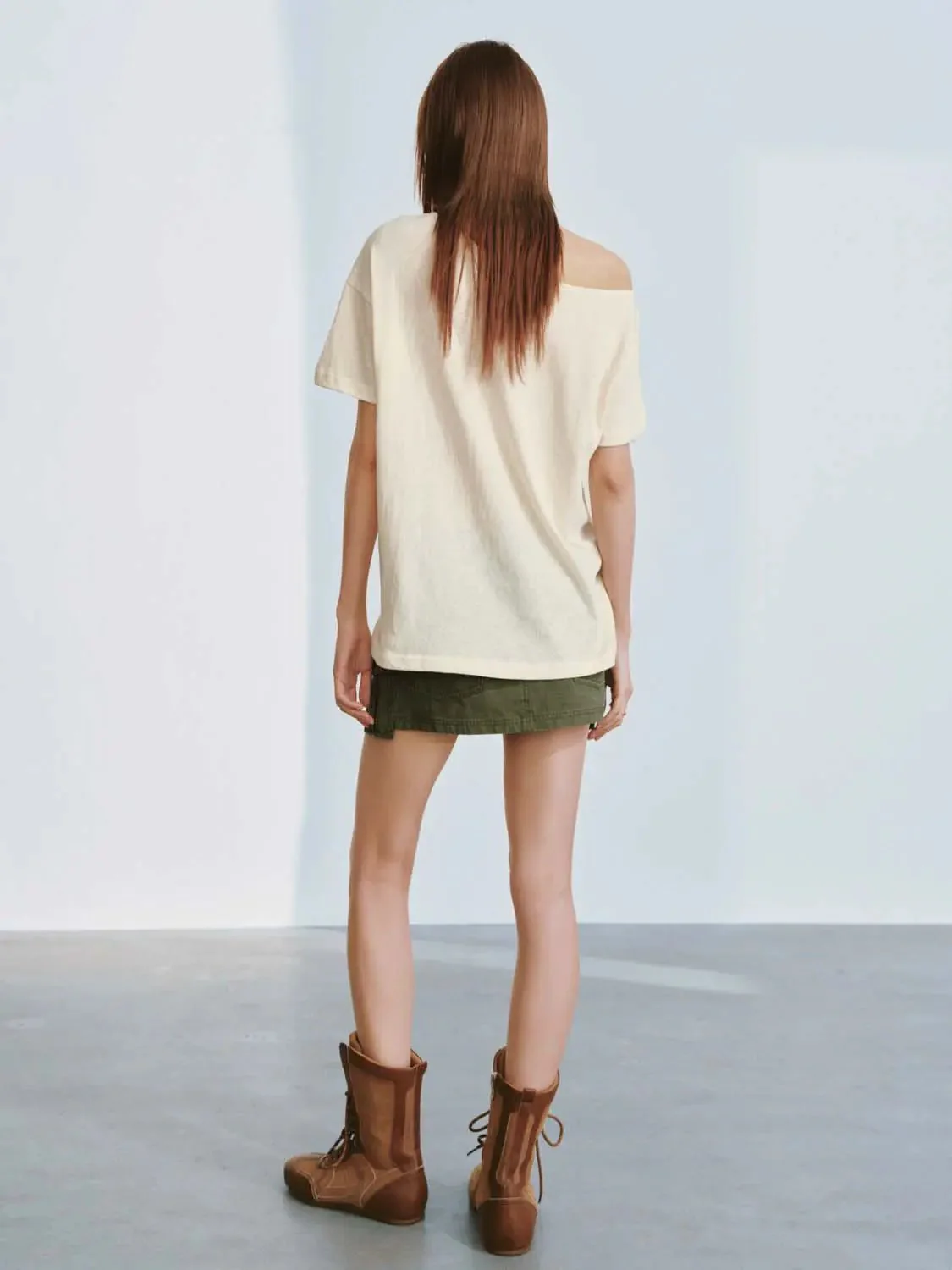 20174-cotton-blend-one-shoulder-graphic-star-print-tee-6.webp Cotton Blend One Shoulder Graphic Star Print Tee