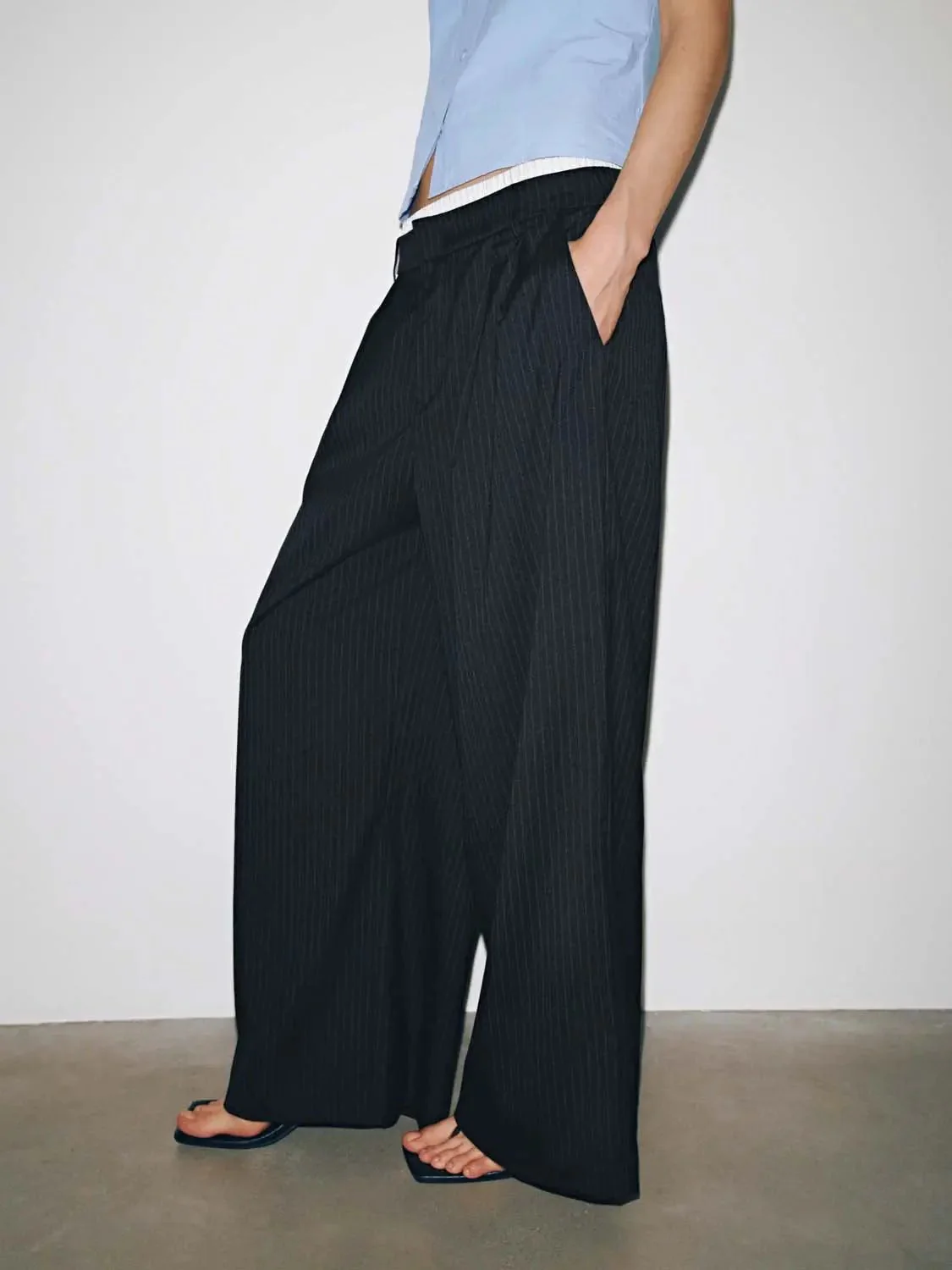 Contrast Trim Pleated Wide Leg Pants