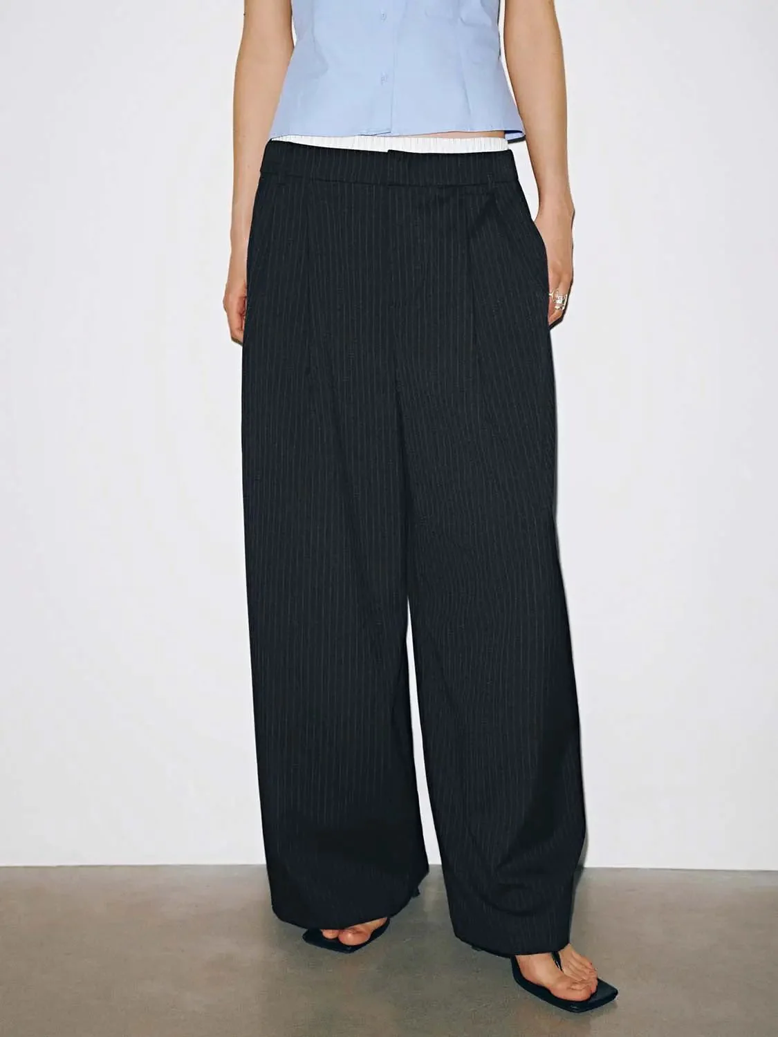 Contrast Trim Pleated Wide Leg Pants
