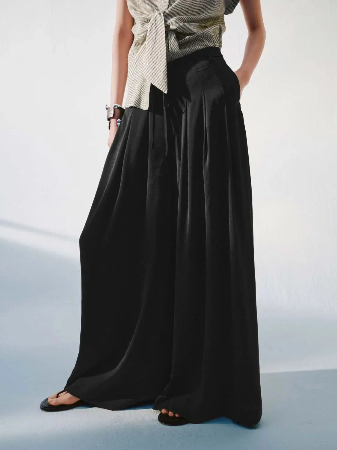20262-string-belt-pleated-wide-leg-pants-11.webp String Belt Pleated Wide Leg Pants