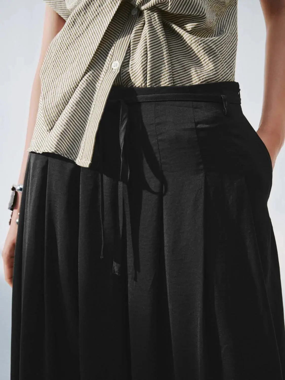 20262-string-belt-pleated-wide-leg-pants-15.webp String Belt Pleated Wide Leg Pants