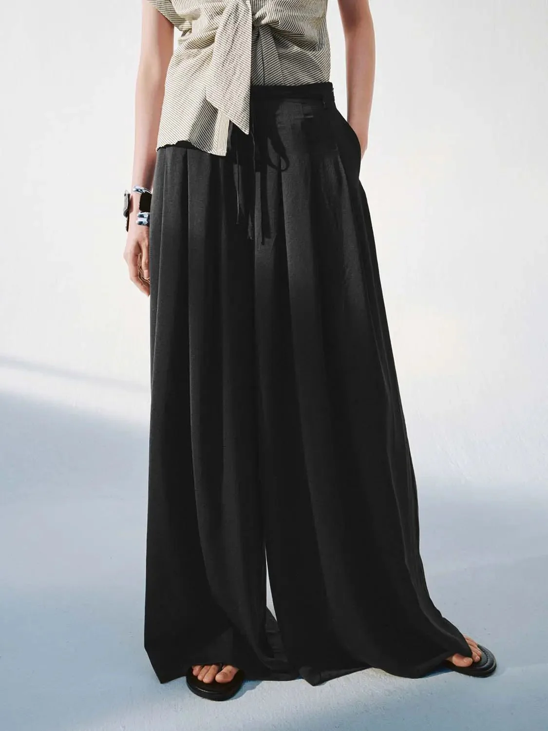 20262-string-belt-pleated-wide-leg-pants-9.webp String Belt Pleated Wide Leg Pants