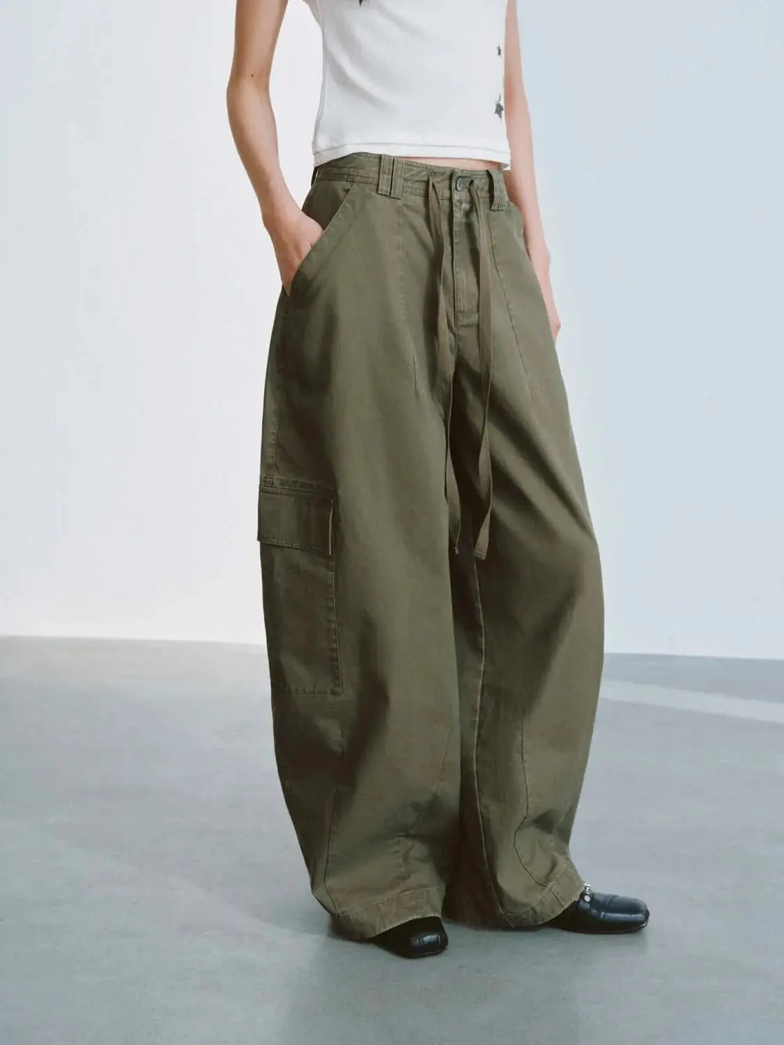 20292-cotton-drawstring-flap-pocket-cargo-pants-3.webp Cotton Drawstring Flap Pocket Cargo Pants