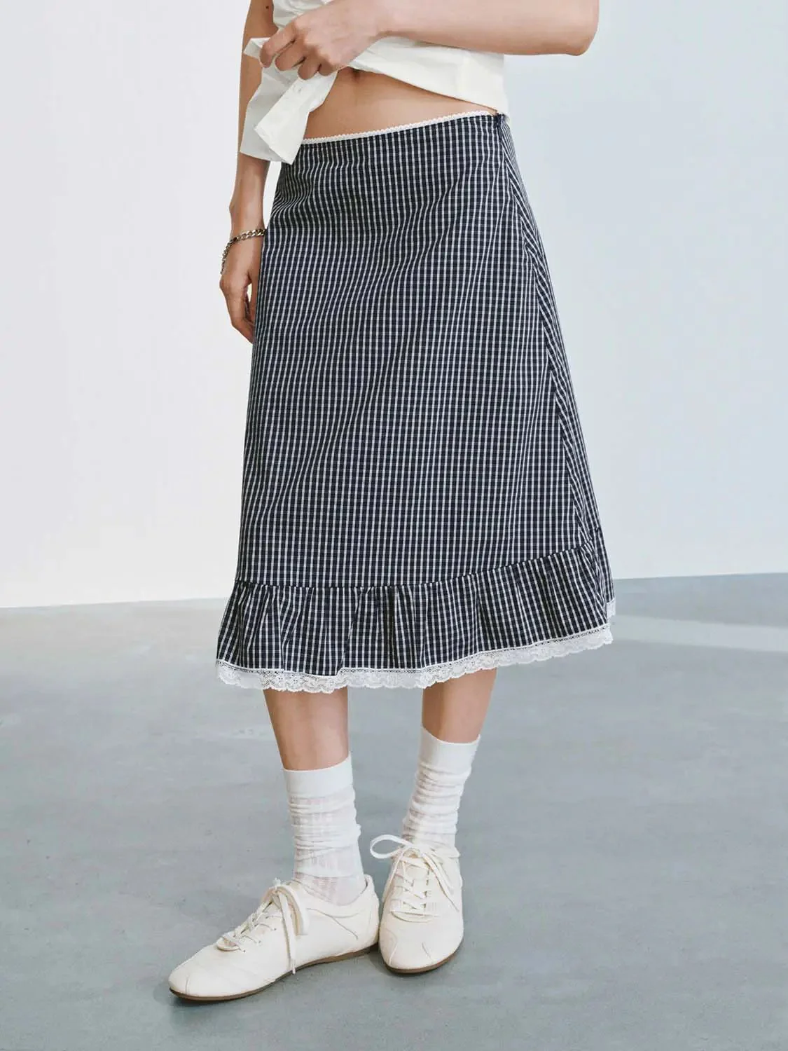 20321-cotton-ruffle-hem-check-a-line-midi-skirt-12.webp Cotton Ruffle Hem Check A Line Midi Skirt