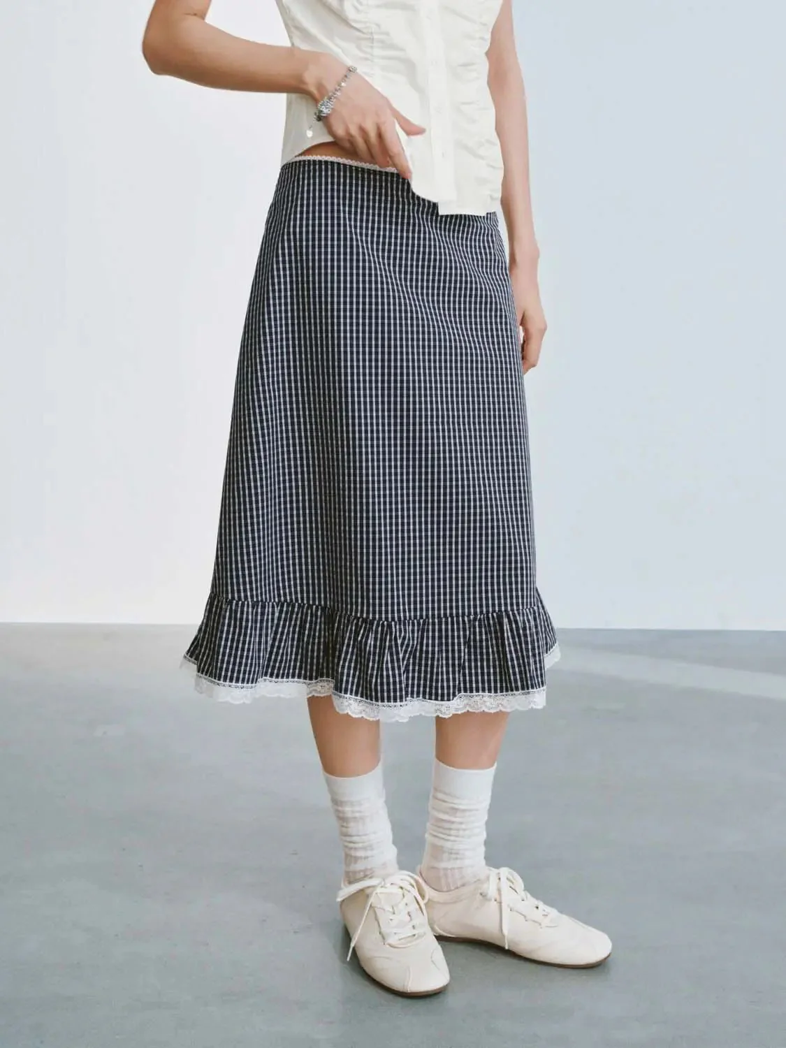20321-cotton-ruffle-hem-check-a-line-midi-skirt-3.webp Cotton Ruffle Hem Check A Line Midi Skirt