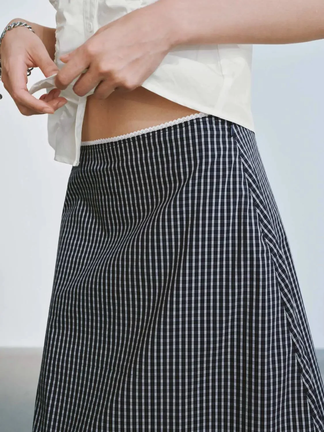 20321-cotton-ruffle-hem-check-a-line-midi-skirt-6.webp Cotton Ruffle Hem Check A Line Midi Skirt