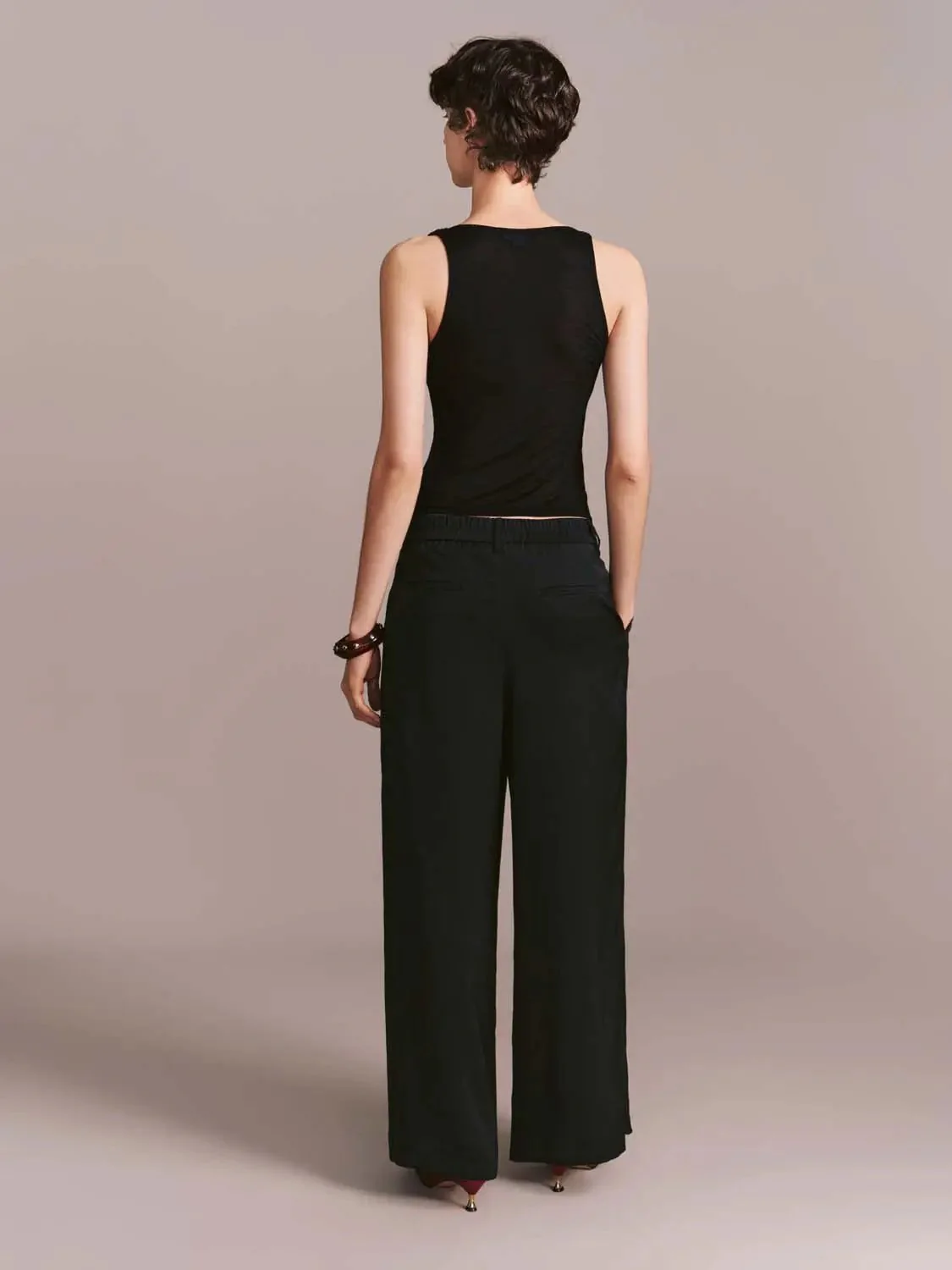 20334-lyocell-cowl-neck-draped-sleeveless-top-6.webp Lyocell Cowl Neck Draped Sleeveless Top