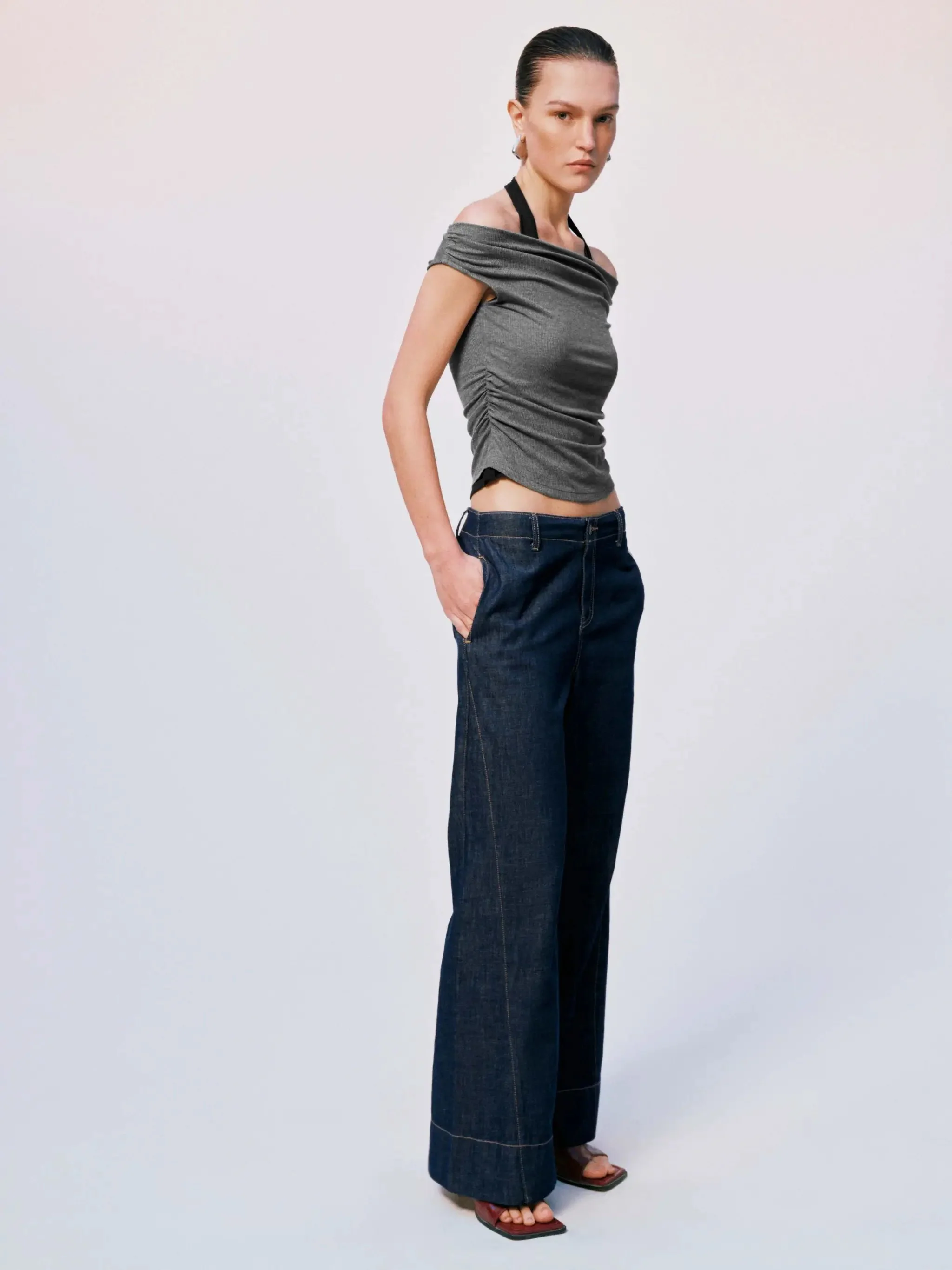 Ruched Halter Contrast Wool Blend T Shirt