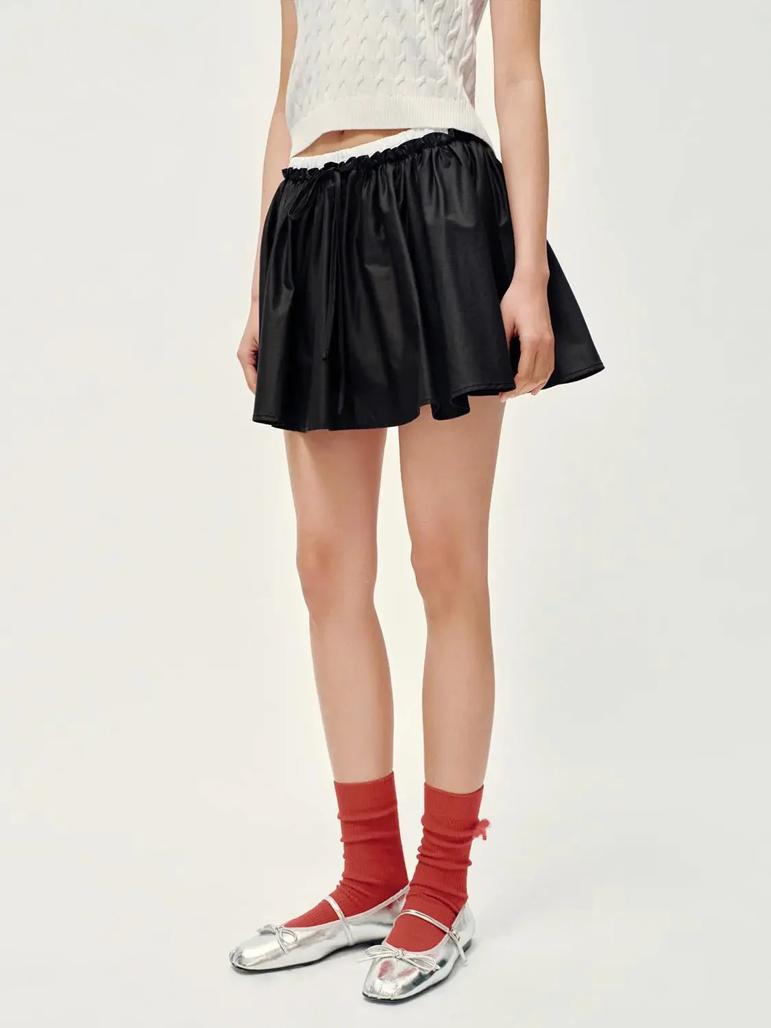 20468-contrast-frill-a-line-mini-skirts-3.webp Contrast Frill A-Line Mini Skirts