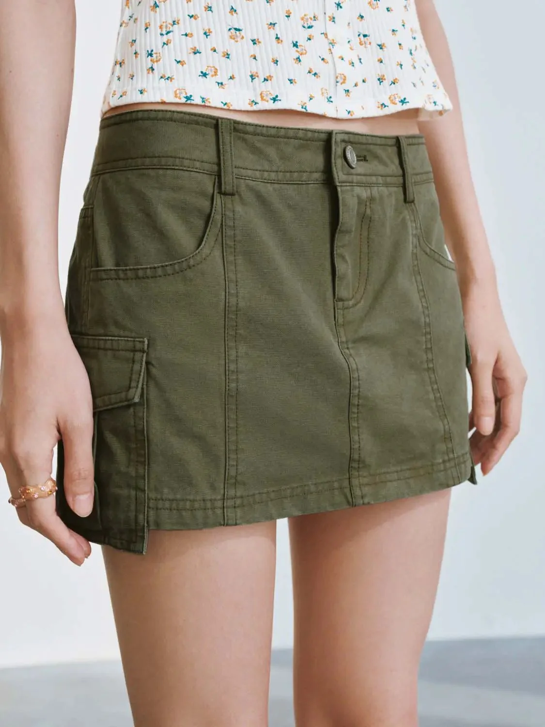 20485-flap-pocket-a-line-mini-skirts-4.webp Flap Pocket A-Line Mini Skirts