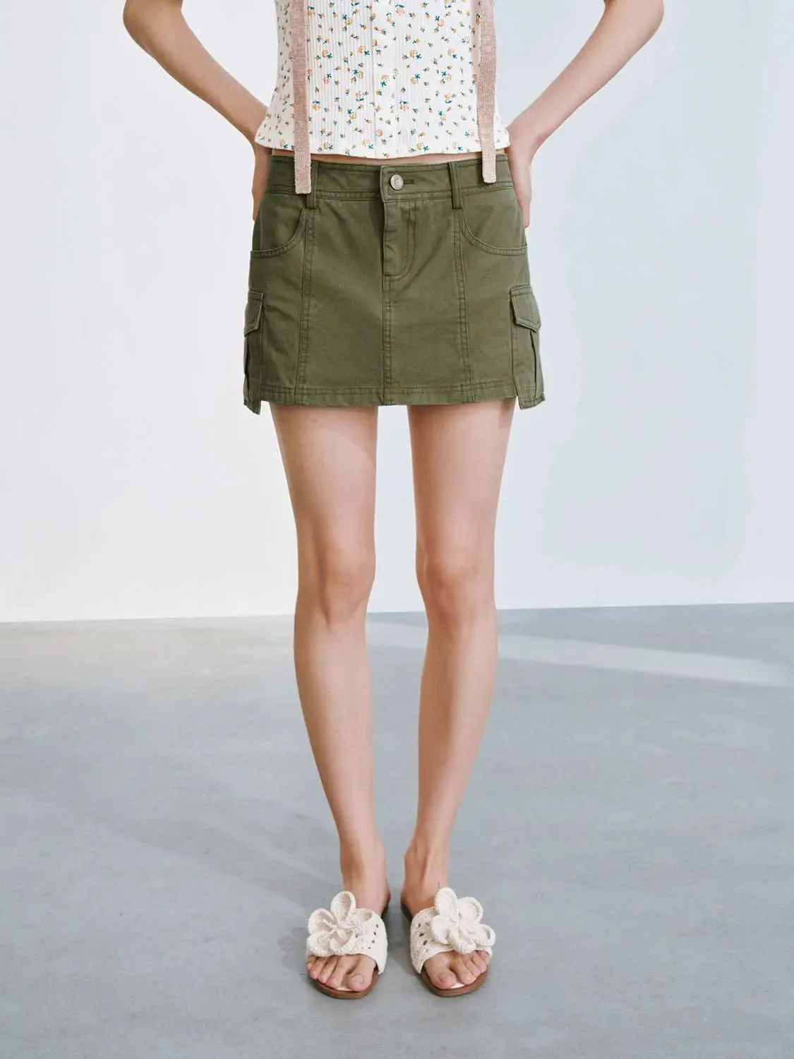 20485-flap-pocket-a-line-mini-skirts-9.webp Flap Pocket A-Line Mini Skirts