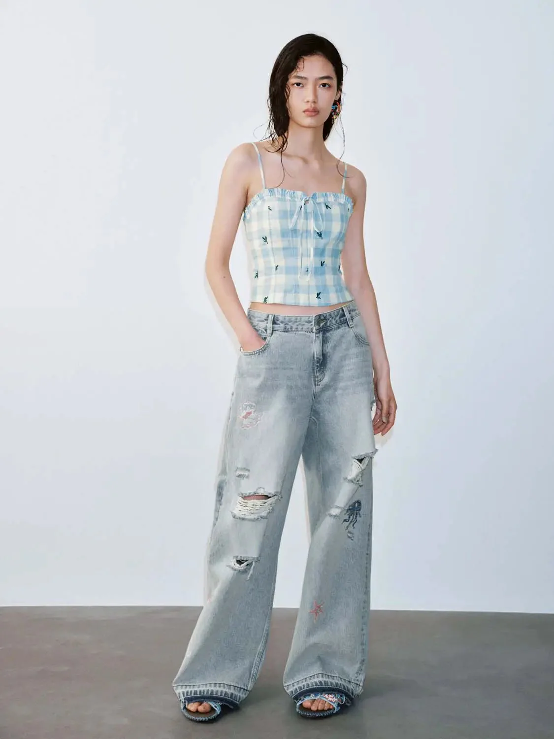 20492-contrast-check-bow-detail-strappy-cami-tops-4.webp Contrast Check Bow Detail Strappy Cami Tops