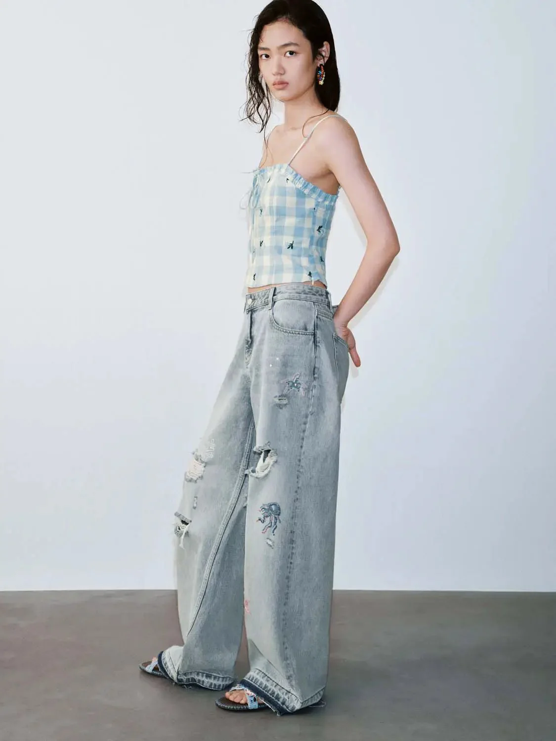 20492-contrast-check-bow-detail-strappy-cami-tops-5.webp Contrast Check Bow Detail Strappy Cami Tops