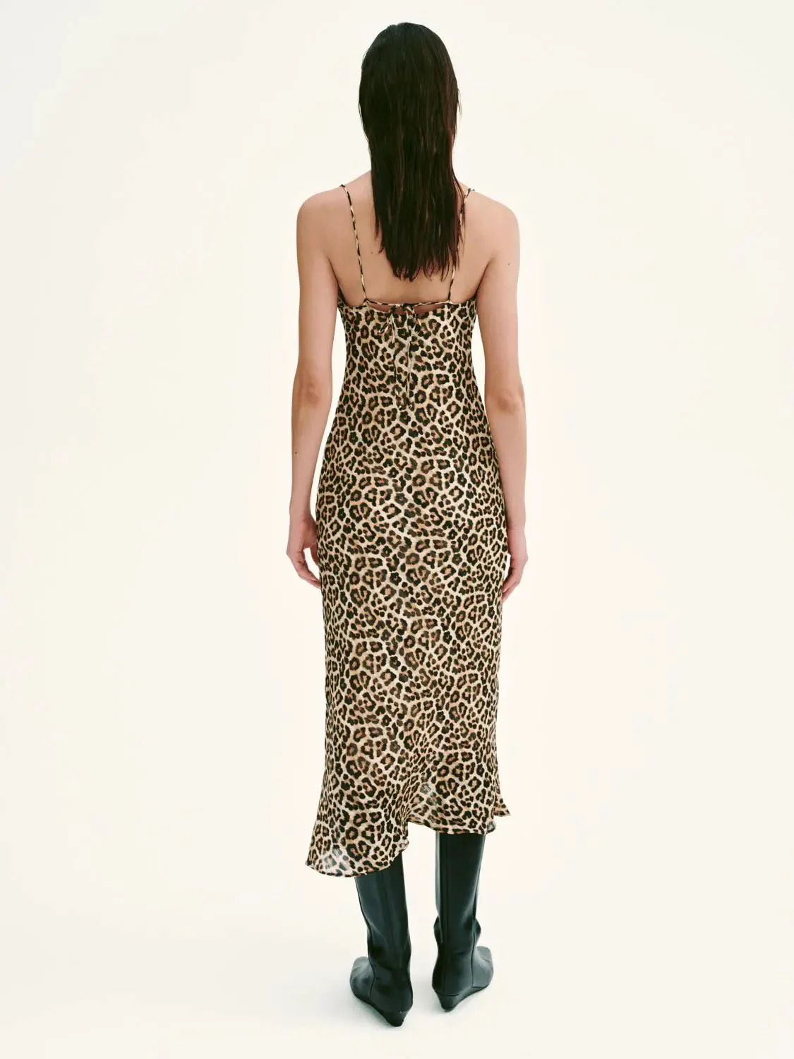 20517-leopard-print-strappy-maxi-silk-like-dress-6.webp Leopard Print Strappy Maxi Silk-Like Dress