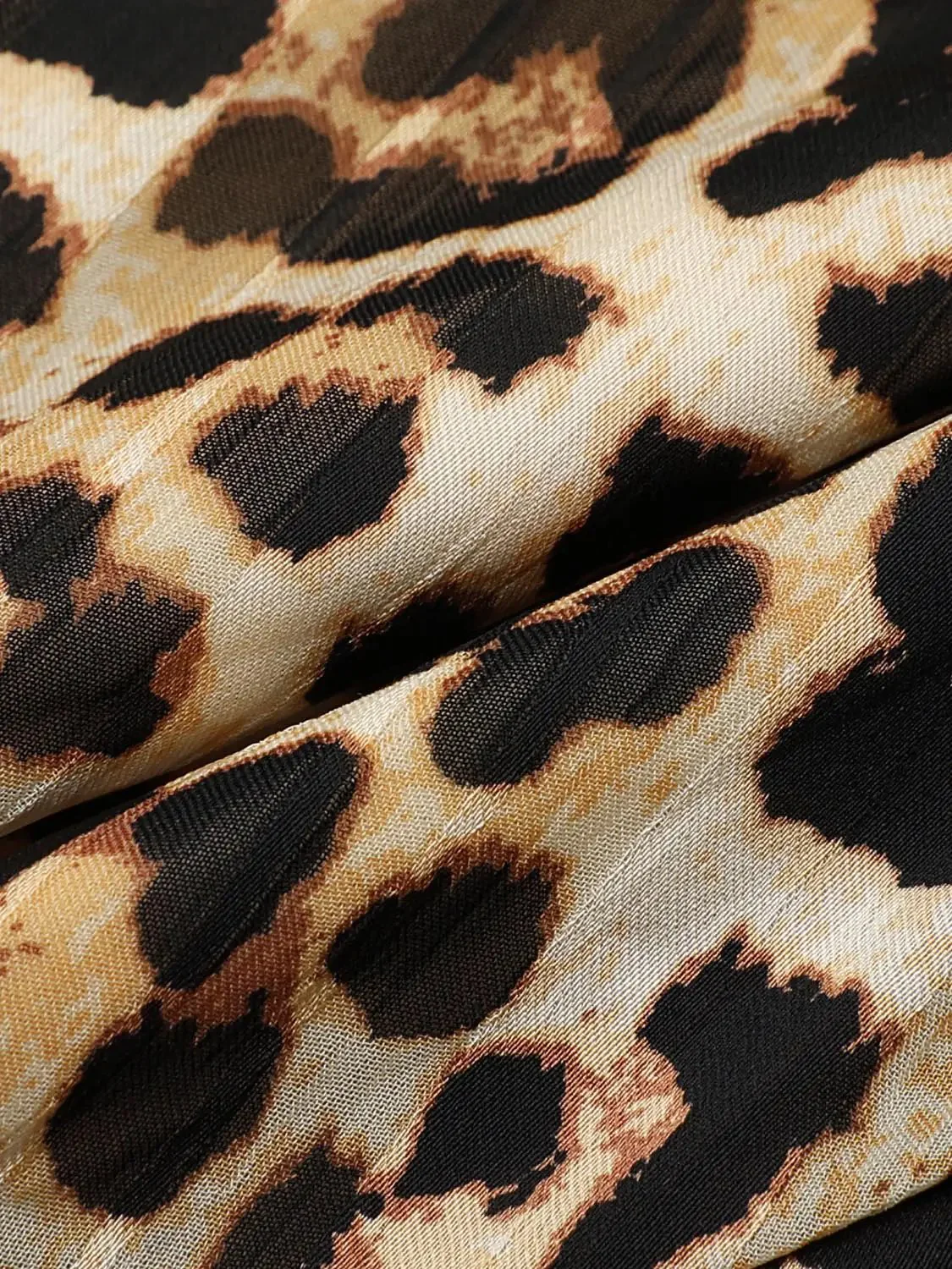 20517-leopard-print-strappy-maxi-silk-like-dress-8.webp Leopard Print Strappy Maxi Silk-Like Dress