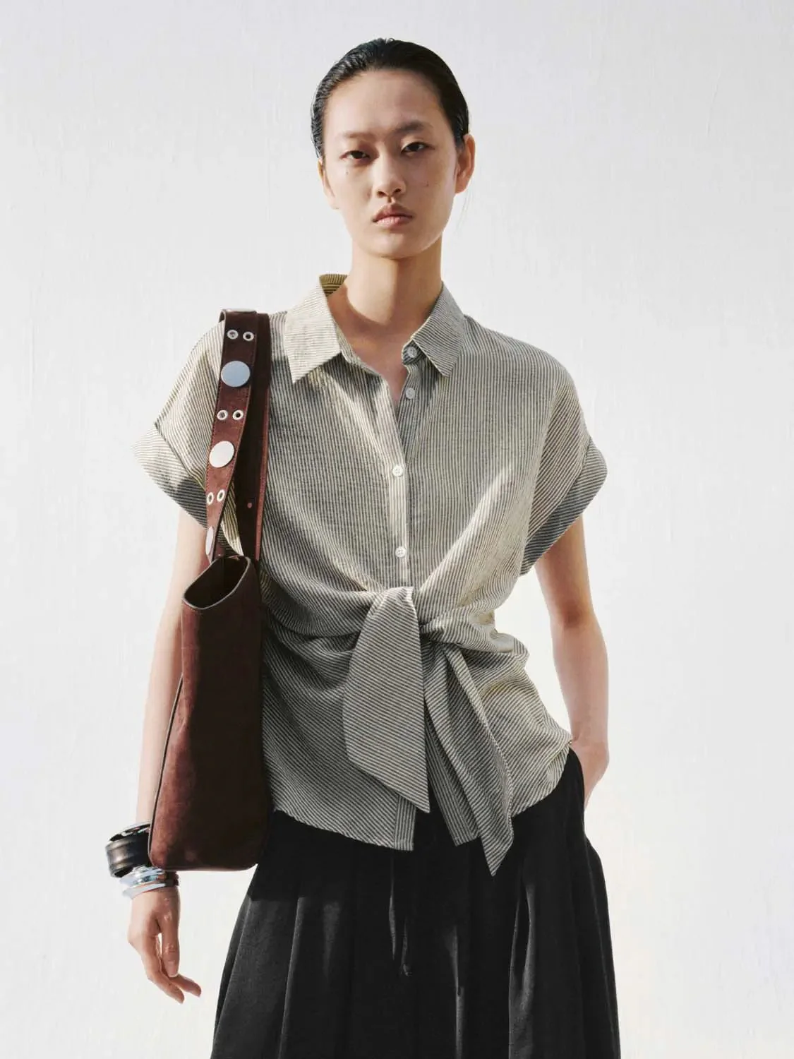 20523-tie-waist-striped-short-sleeve-shirts-9.webp Tie-Waist Striped Short Sleeve Shirts