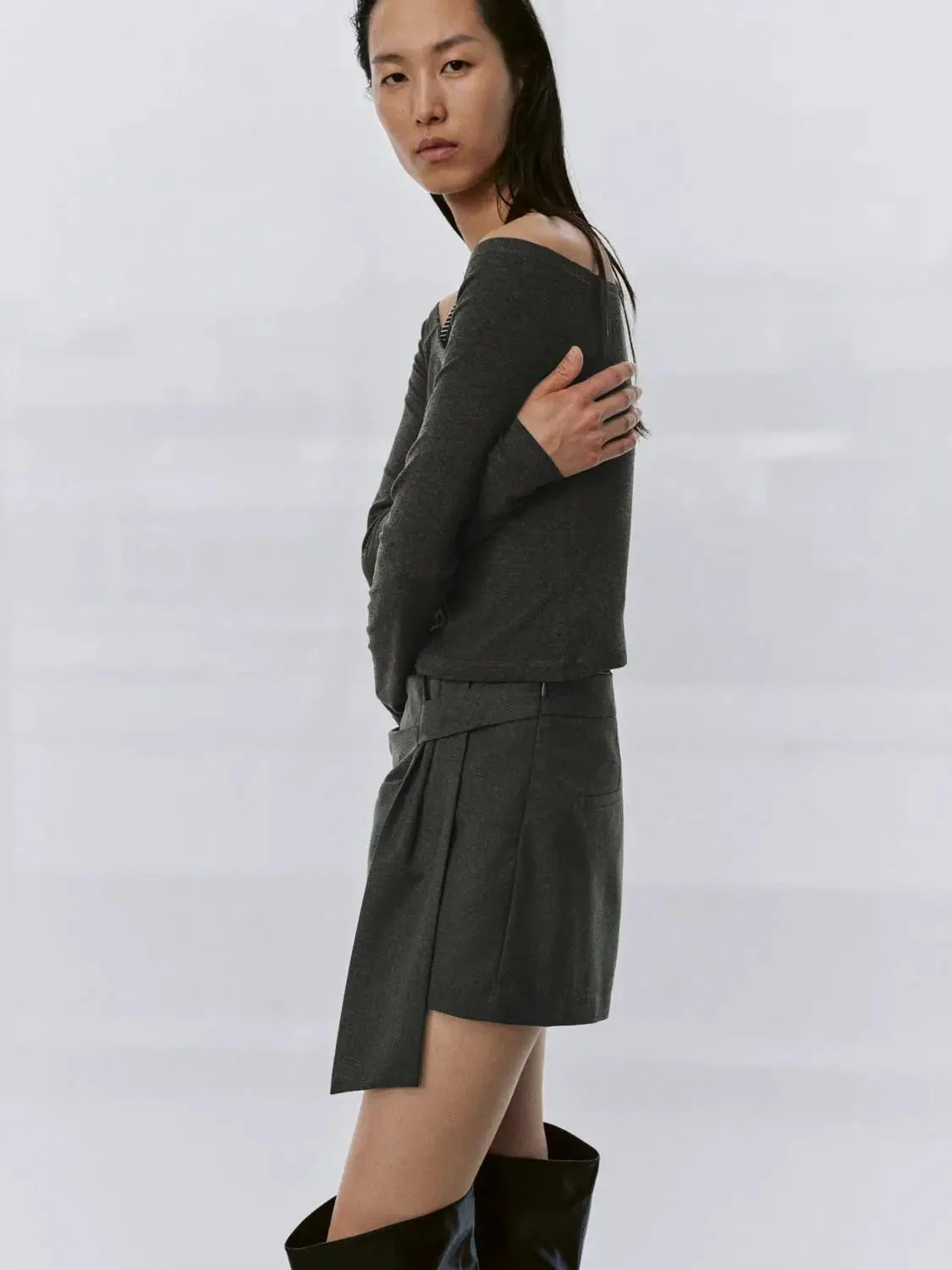 Halter Neck Strappy Long Sleeve Knit Top