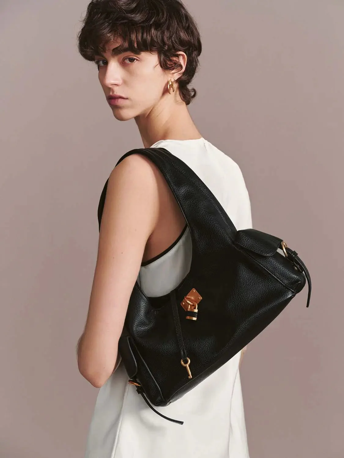 20612-faux-leather-multi-pocket-shoulder-bags-8.webp Faux Leather Multi-Pocket Shoulder Bags