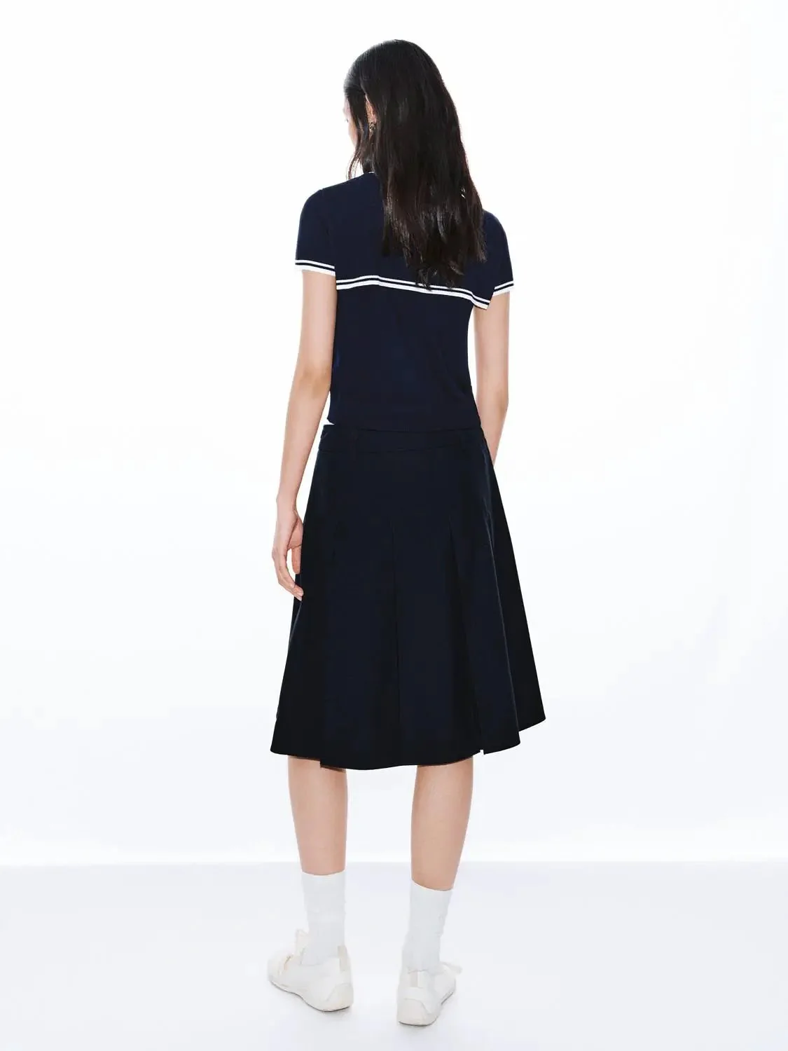 20645-shawl-detail-contrast-trim-t-shirts-6.webp Shawl Detail Contrast Trim T-Shirts