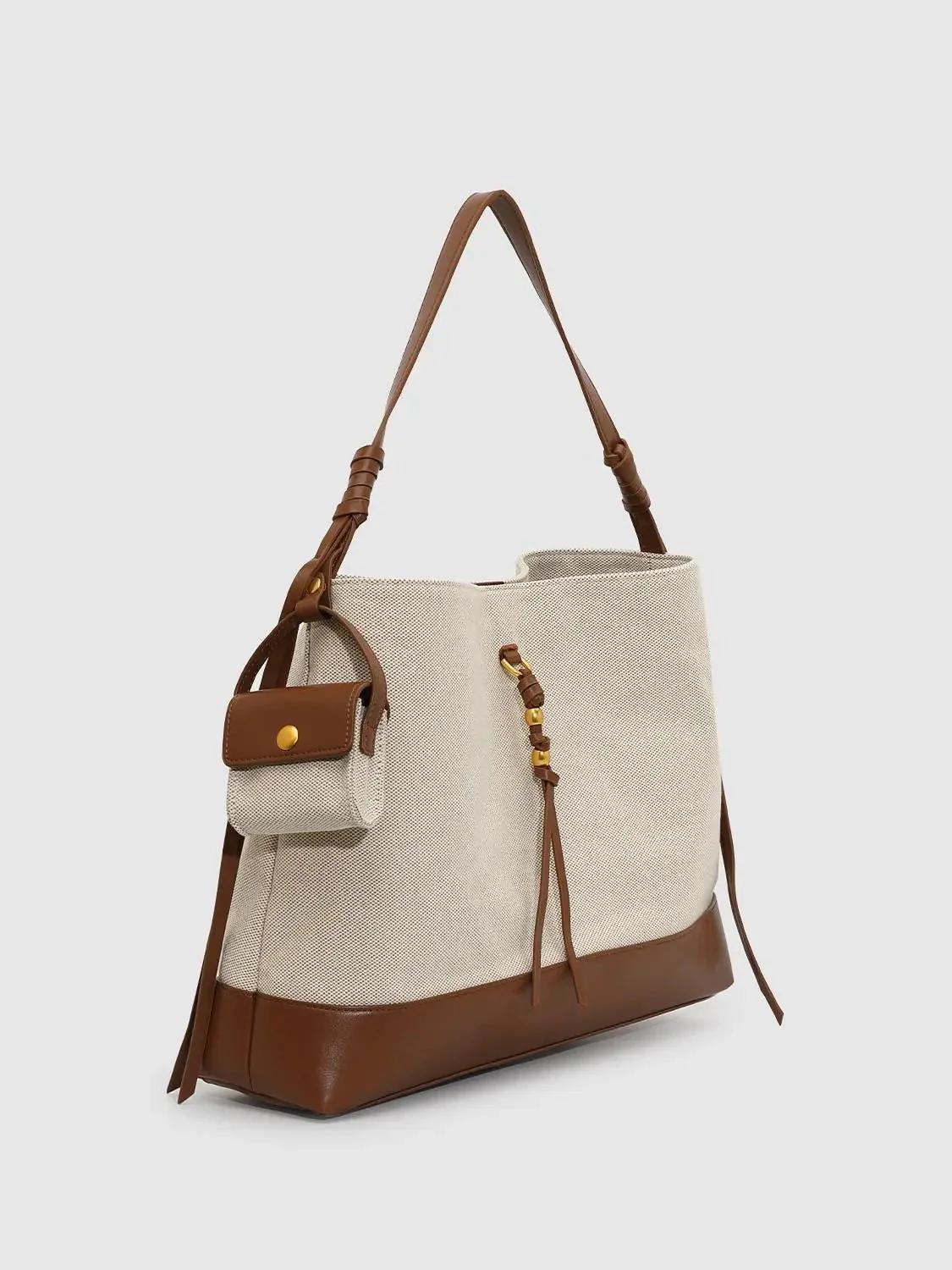 20750-contrast-belted-shoulder-bags-11.webp Contrast Belted Shoulder Bags