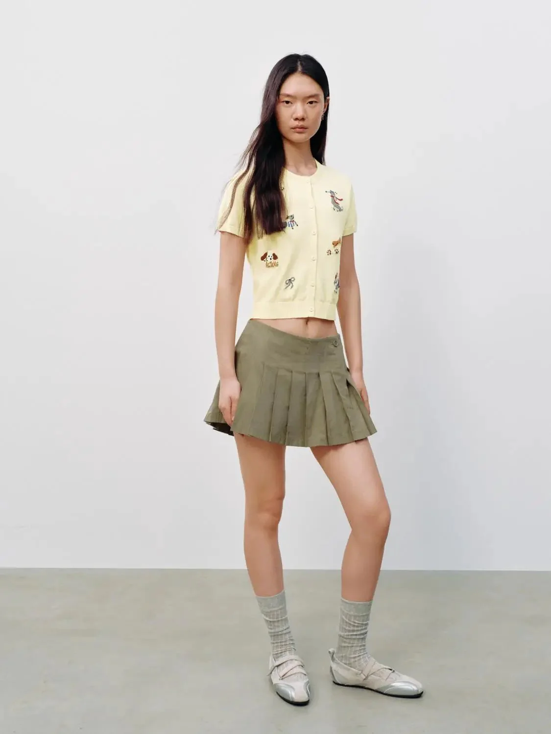 20776-pleated-a-line-mini-skirts-14.webp Pleated A-Line Mini Skirts