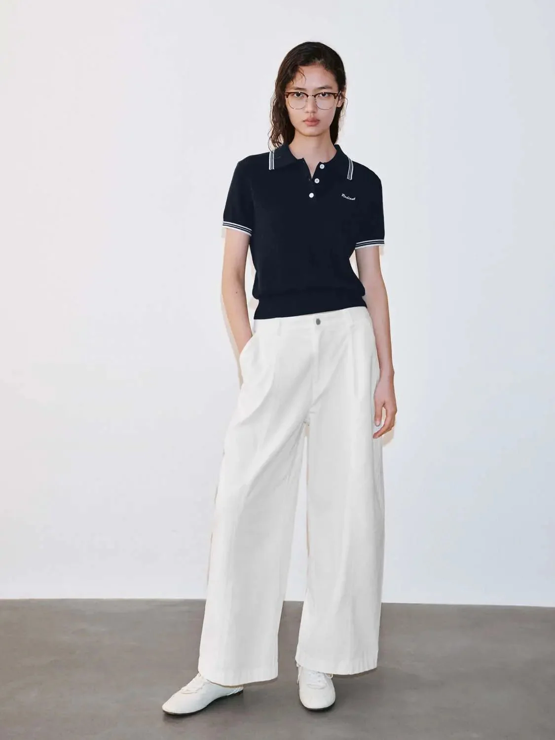 20789-contrast-trim-polo-neck-knitted-t-shirts-4.webp Contrast Trim Polo Neck Knitted T-Shirts