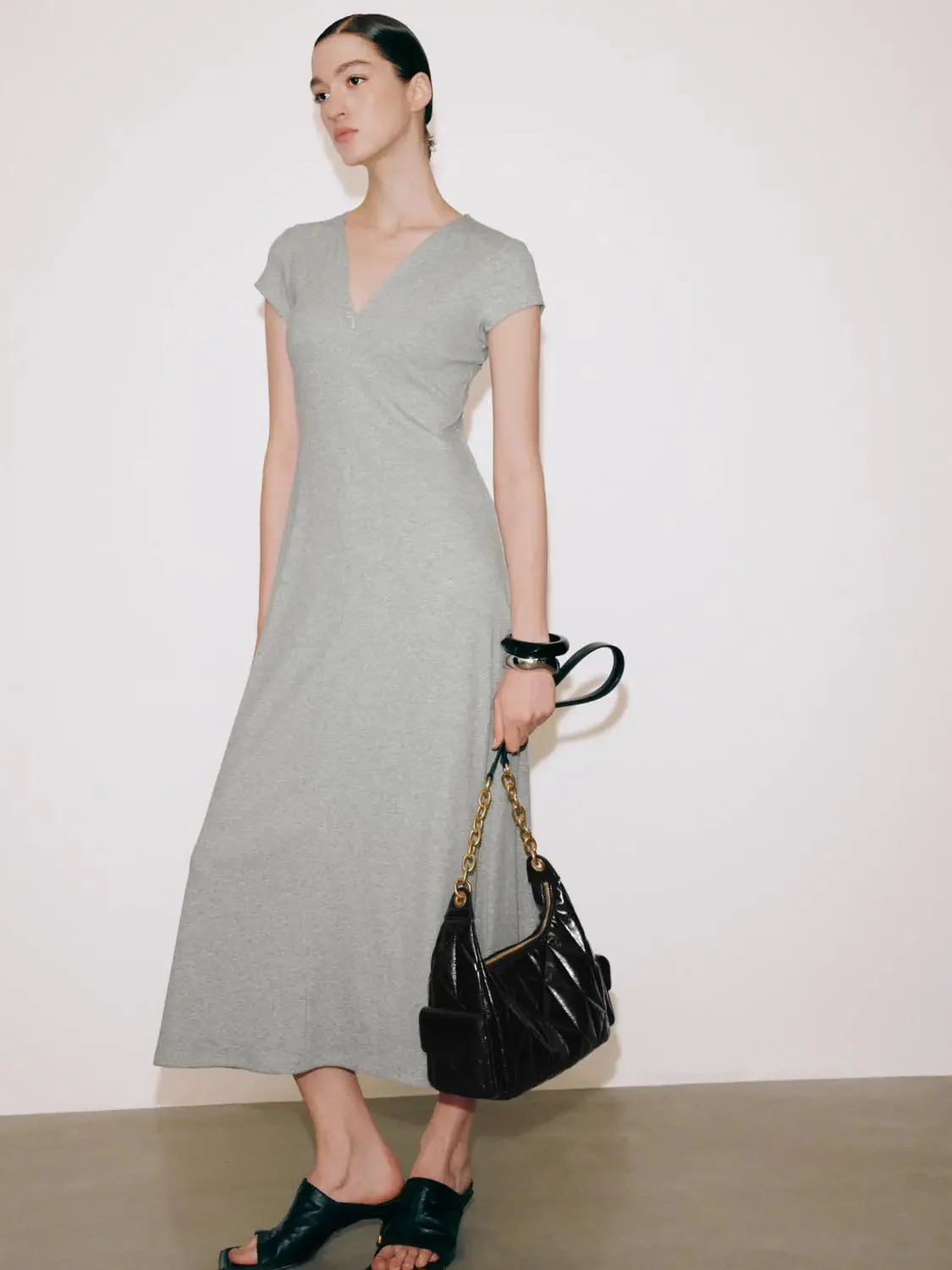20806-cotton-viscose-blend-v-neck-short-sleeve-midi-dresses-4.webp Cotton Viscose Blend V Neck Short Sleeve Midi Dresses